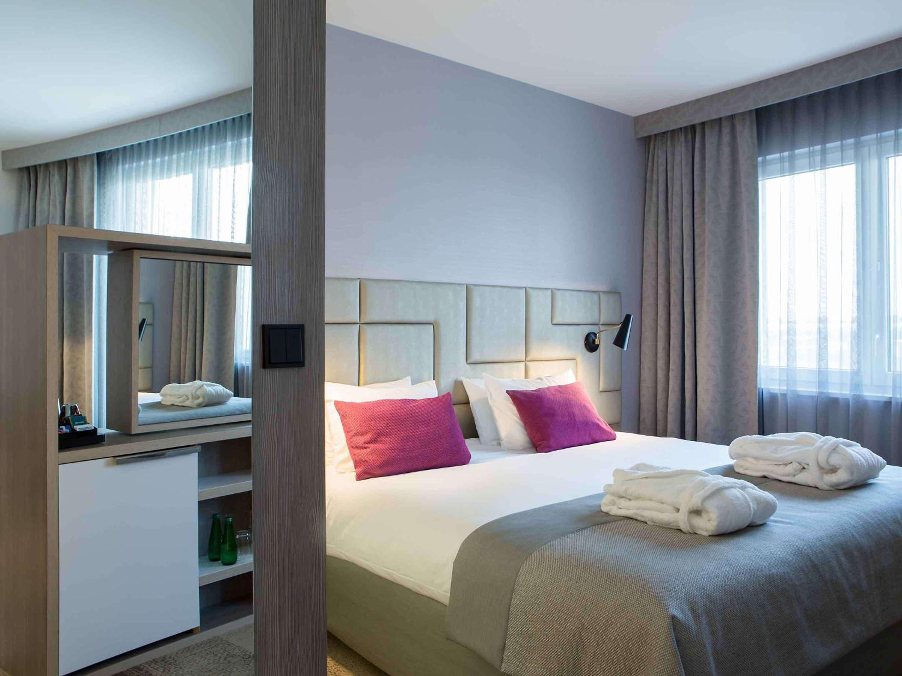 Junior Suite with One Double Bed And Sofa photo 1