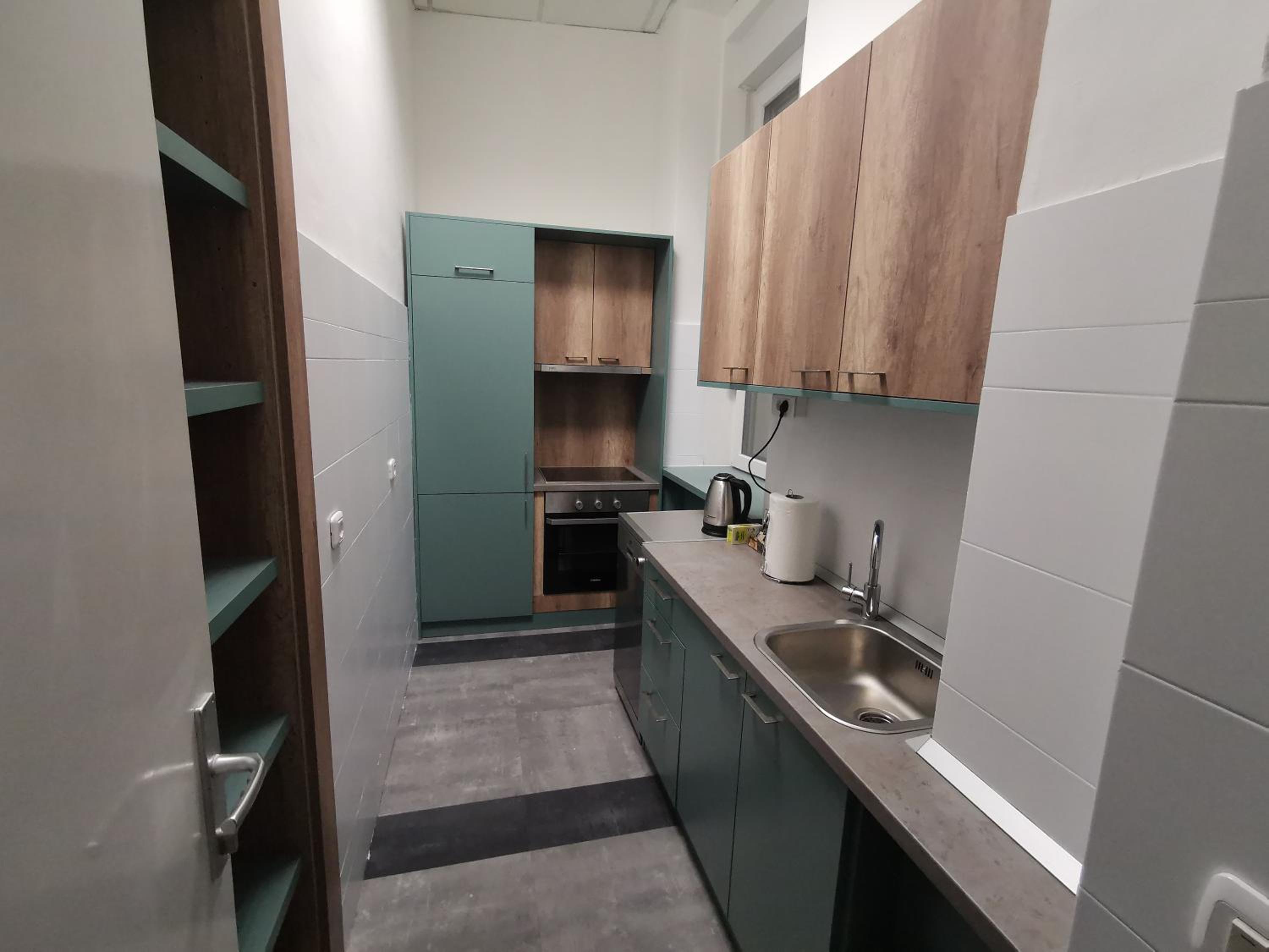 One-Bedroom Apartment - Photo 14