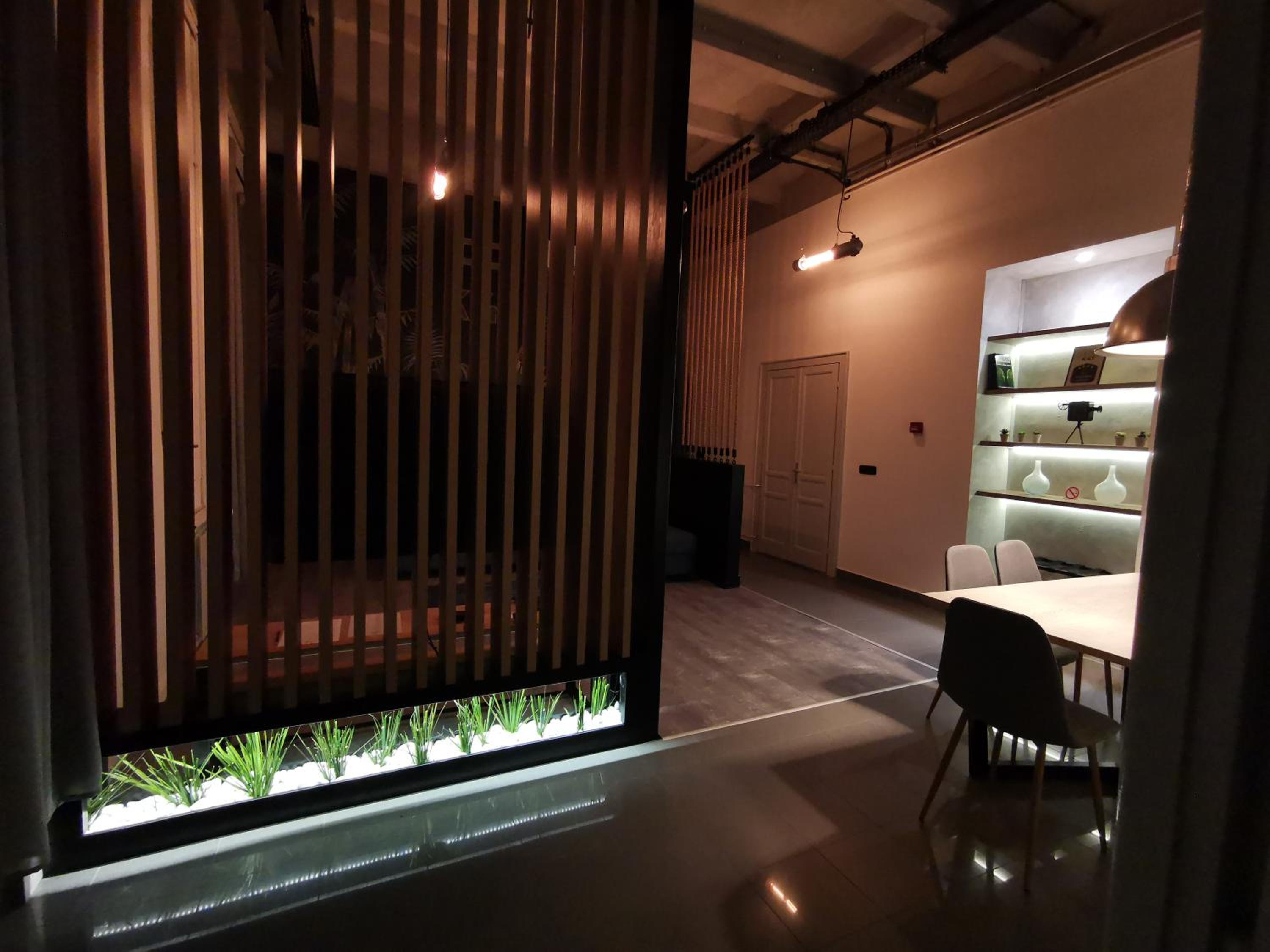One-Bedroom Apartment - Photo 15