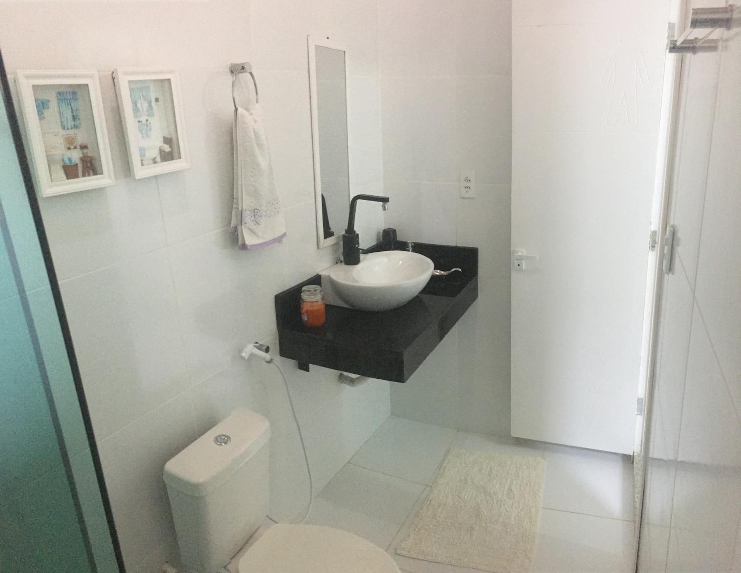 Three-Bedroom House photo 3