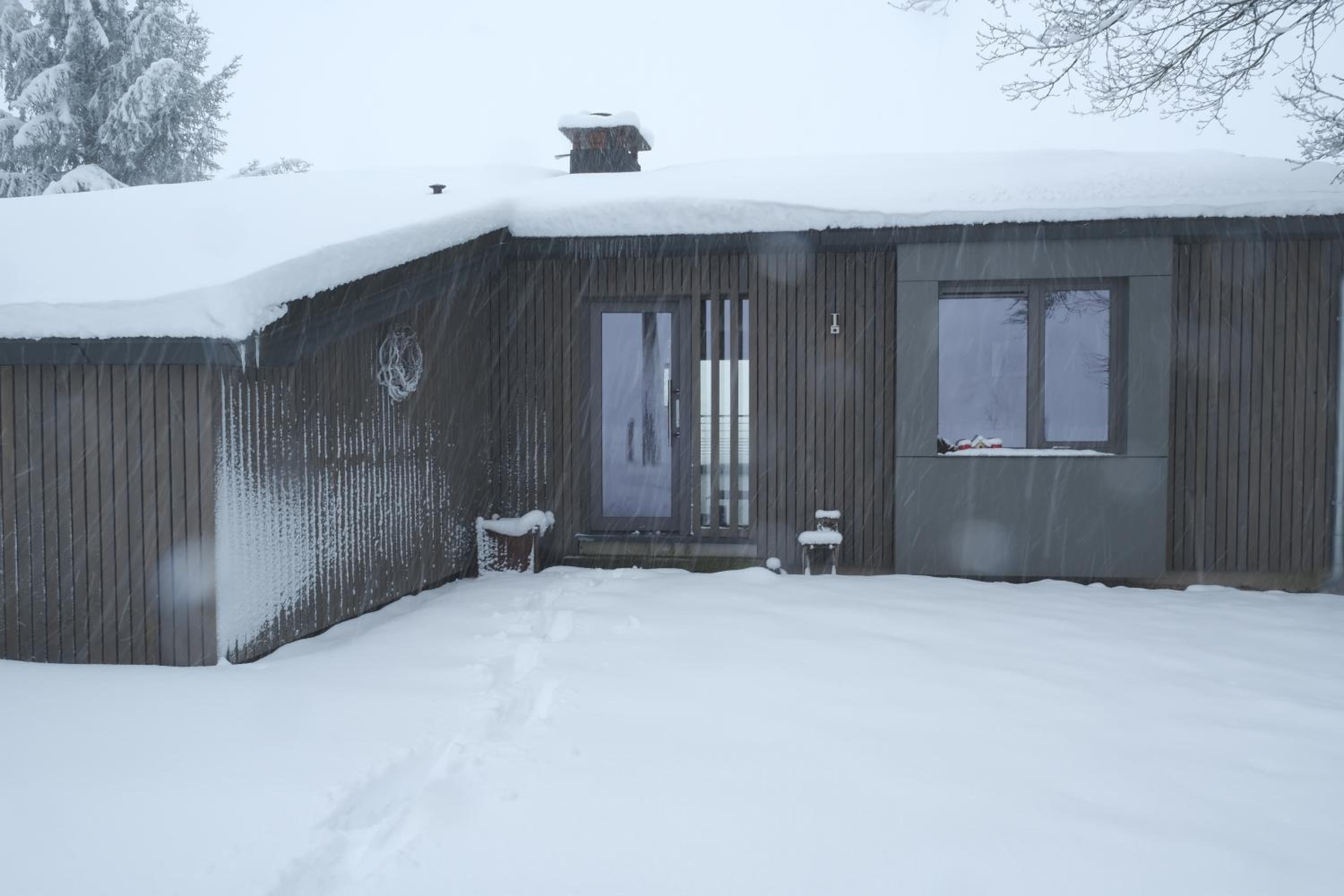 Four-Bedroom House photo 2