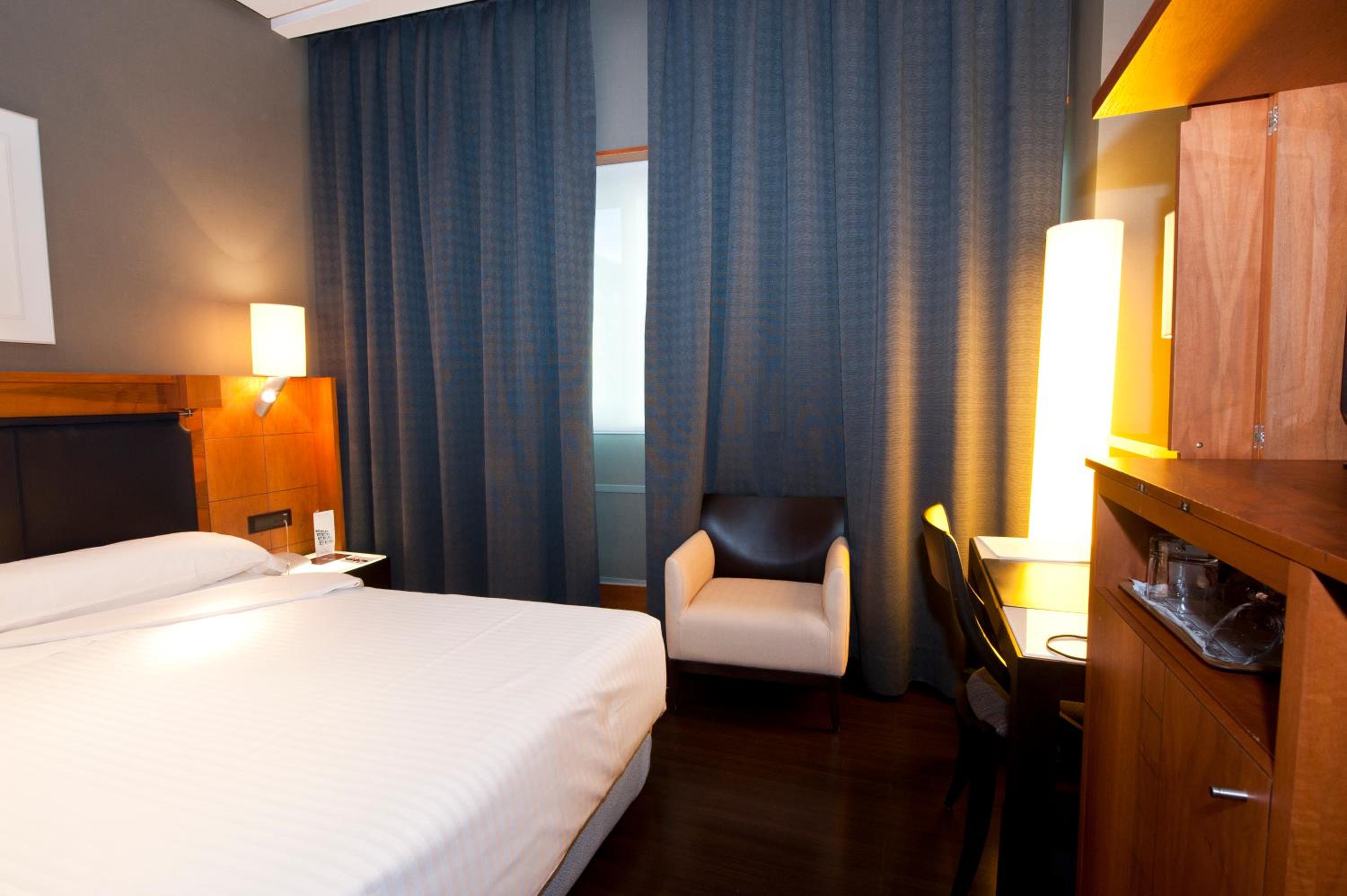Single Room photo 3