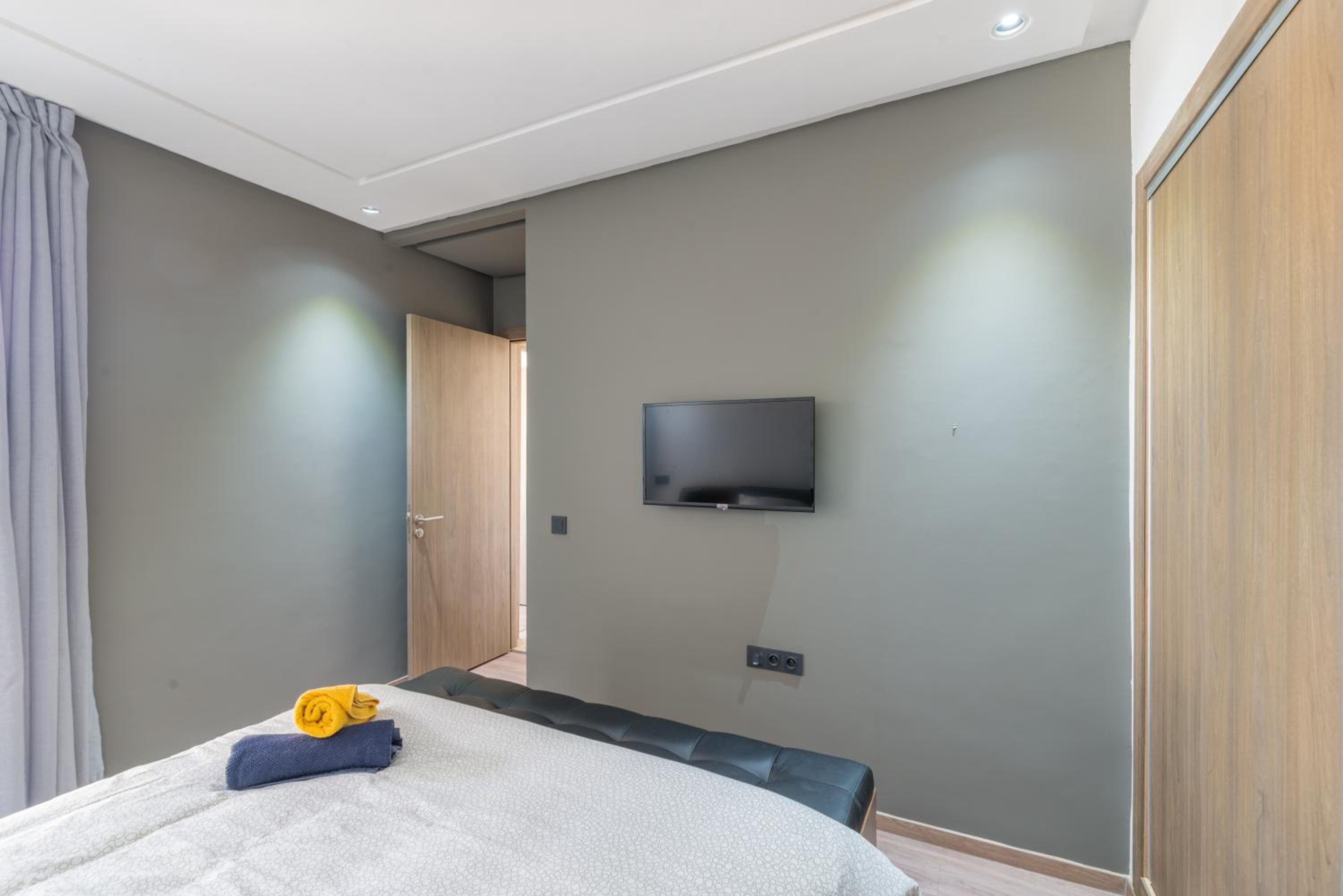 Two-Bedroom Apartment - Photo 4