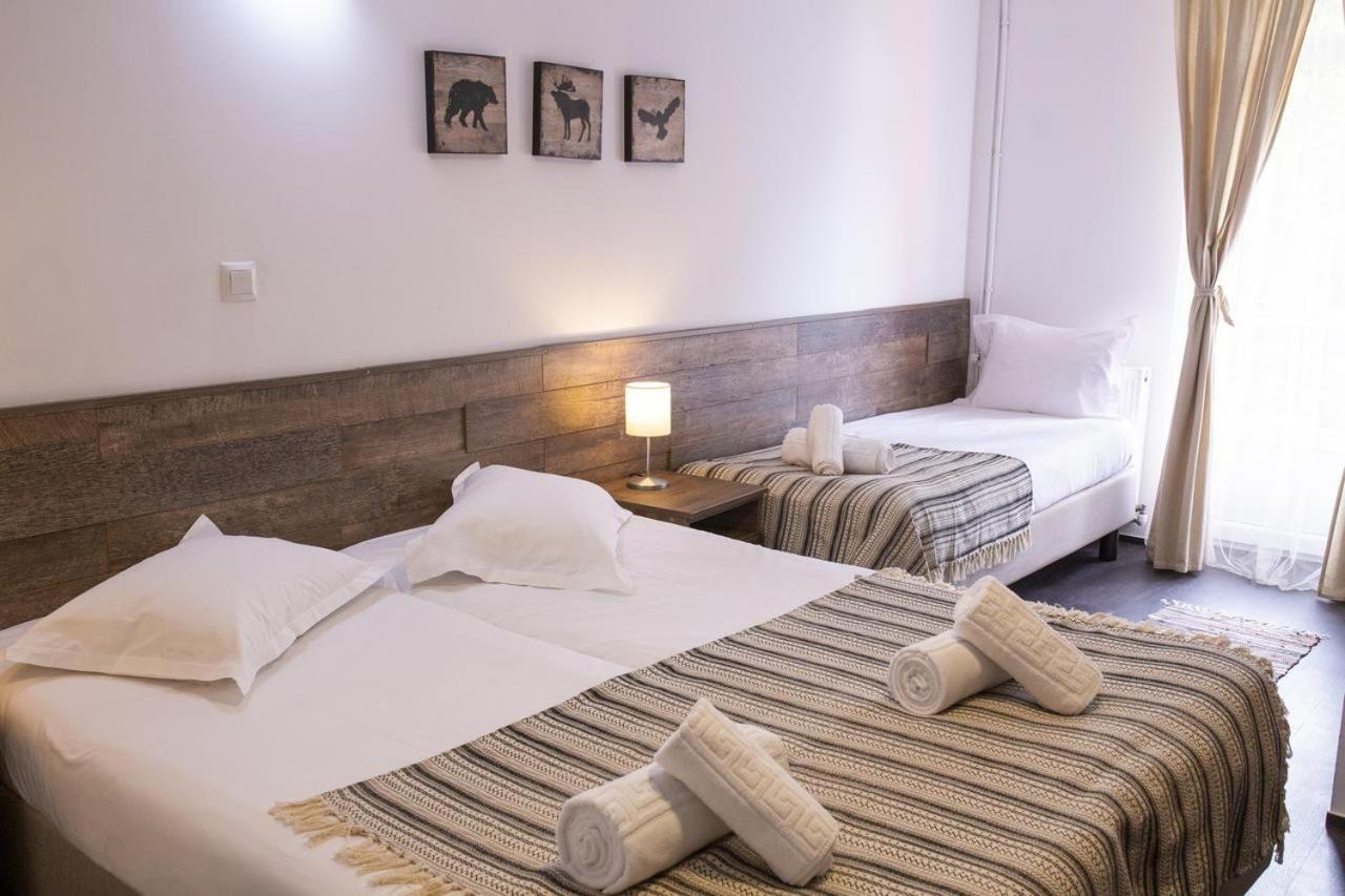 Double Room with Extra Bed photo 1