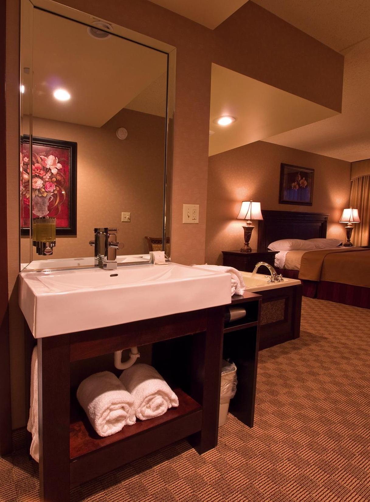King Room with Spa Bath photo 2