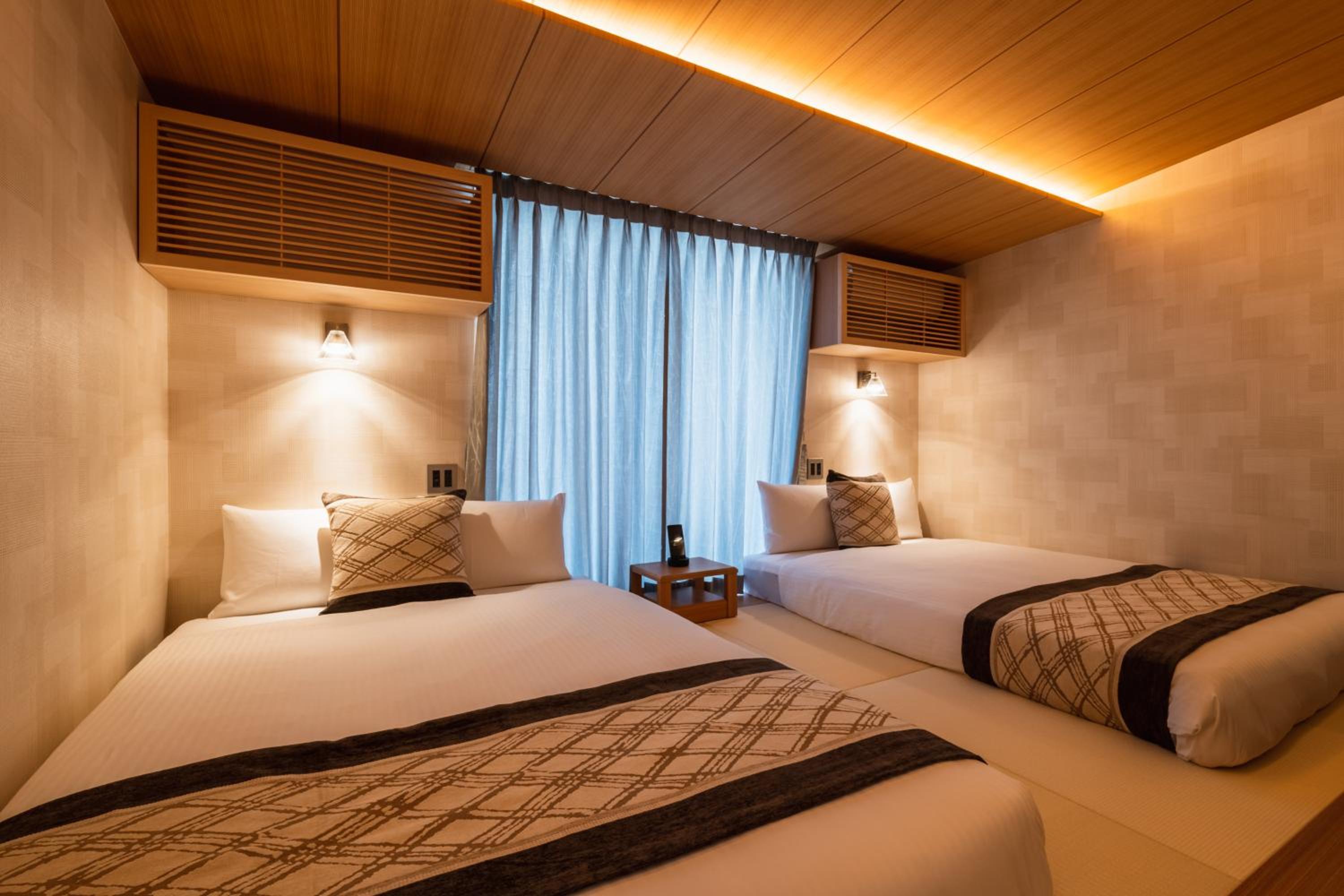 Superior Twin Room - Photo 4