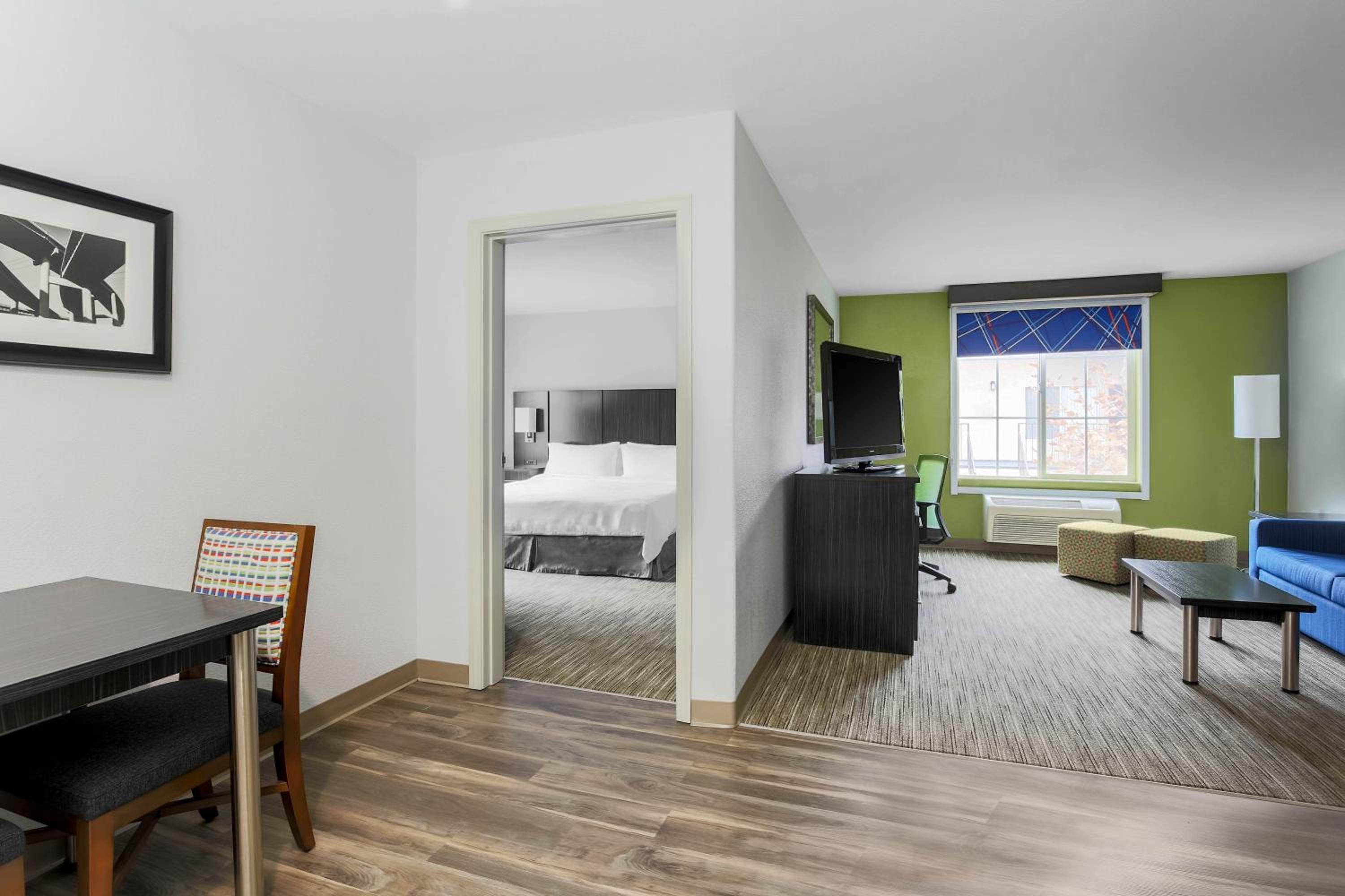 King Suite with Sofa Bed photo 1