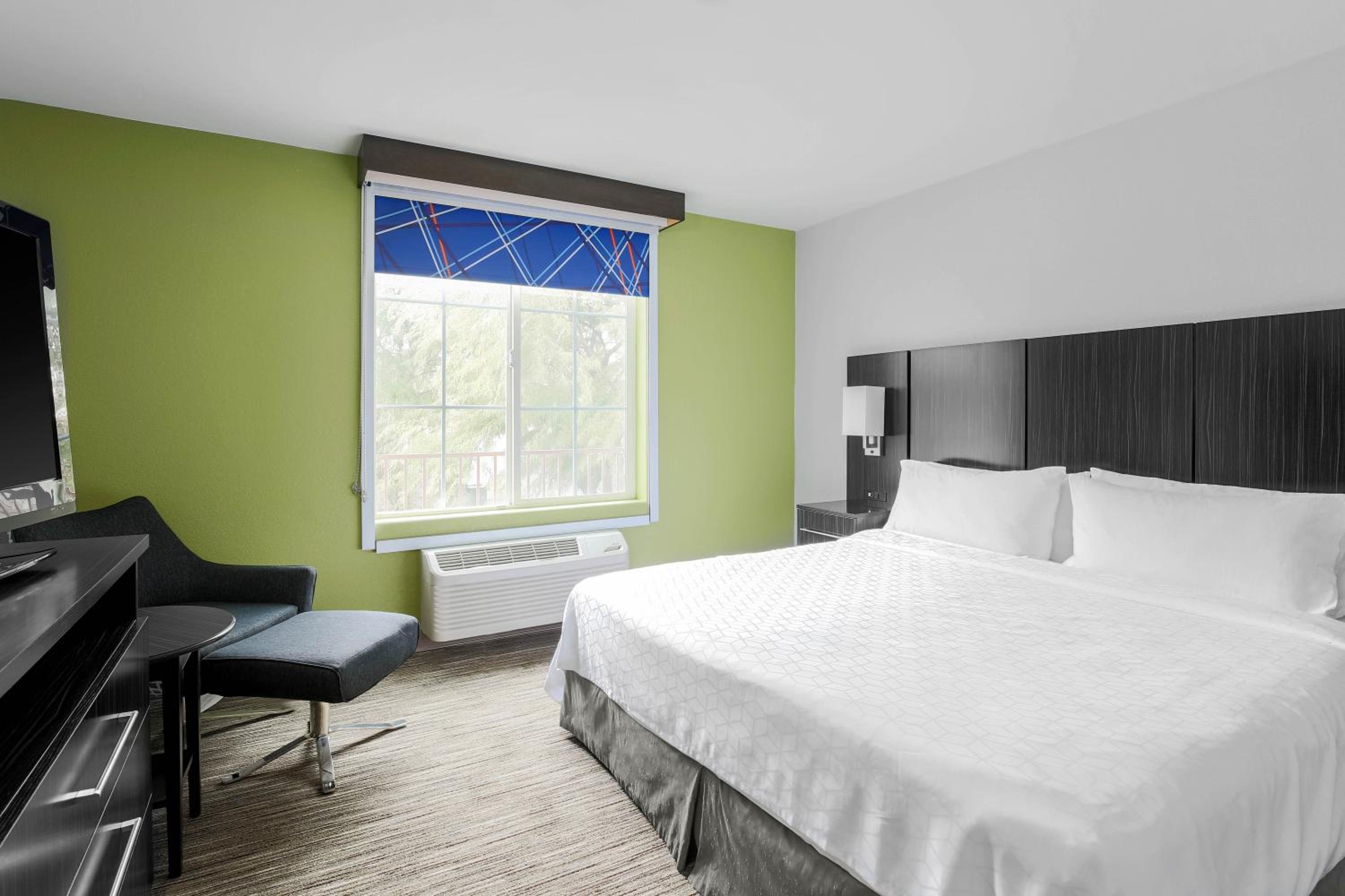 Standard Room photo 1