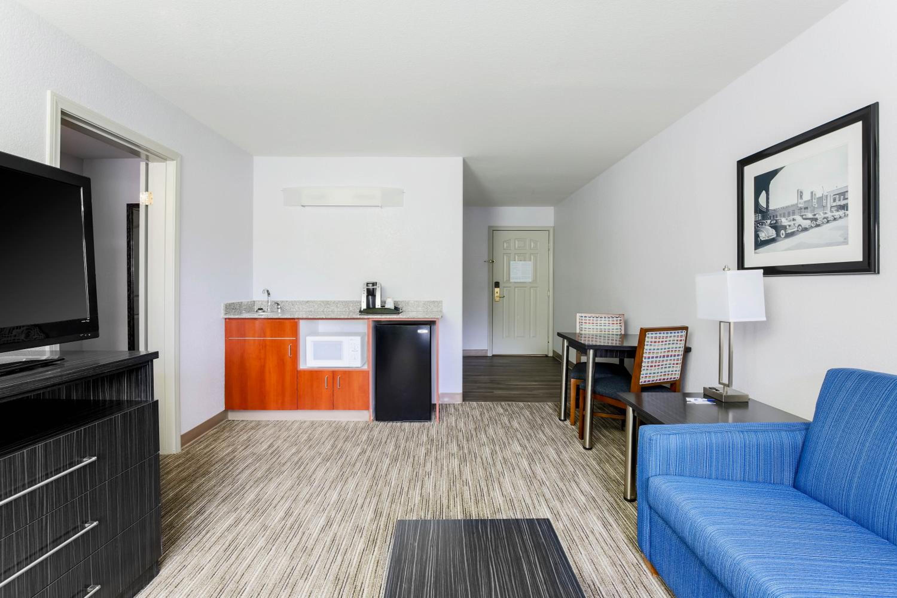King Suite - Communication Accessible photo 3