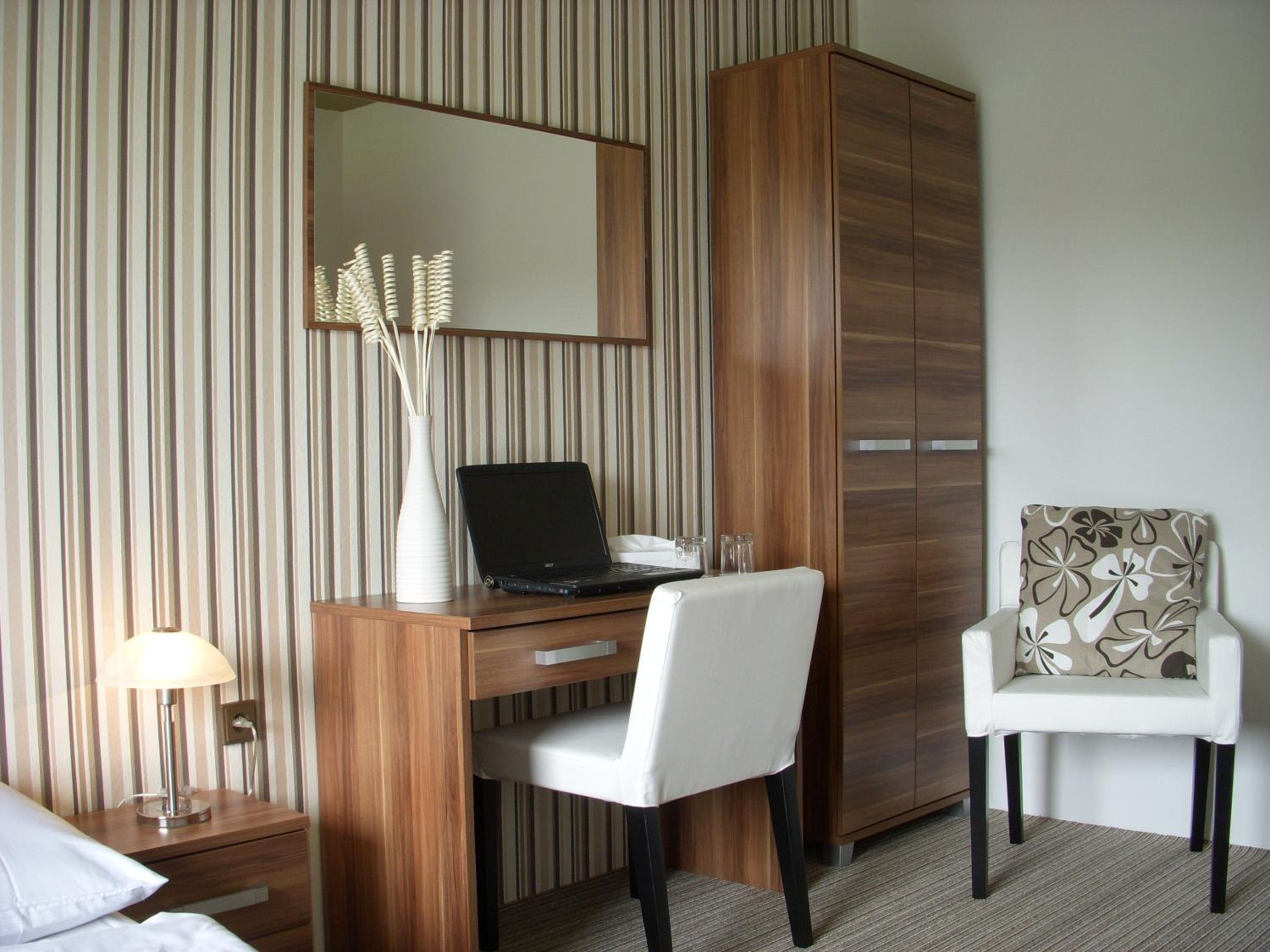 Deluxe Two-Bedroom Family Suite photo 1