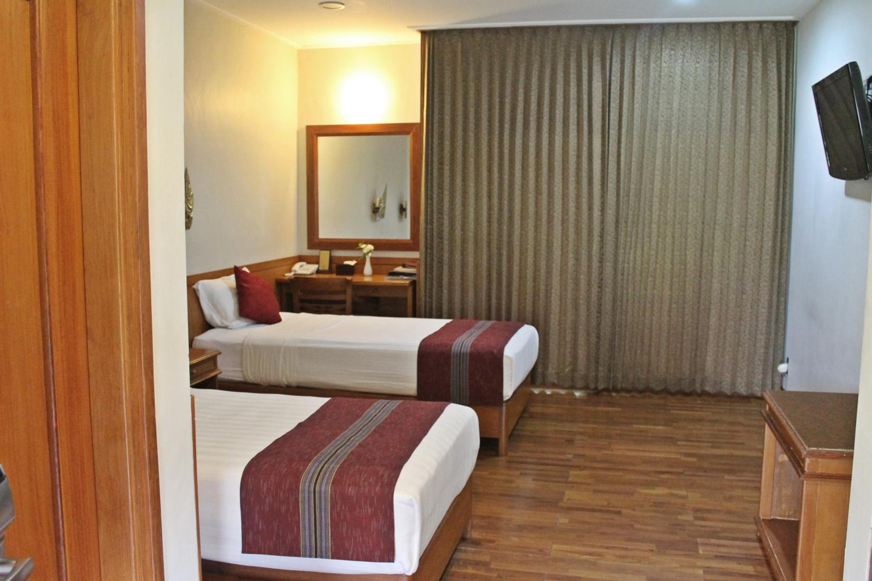 Deluxe Twin Room photo 3