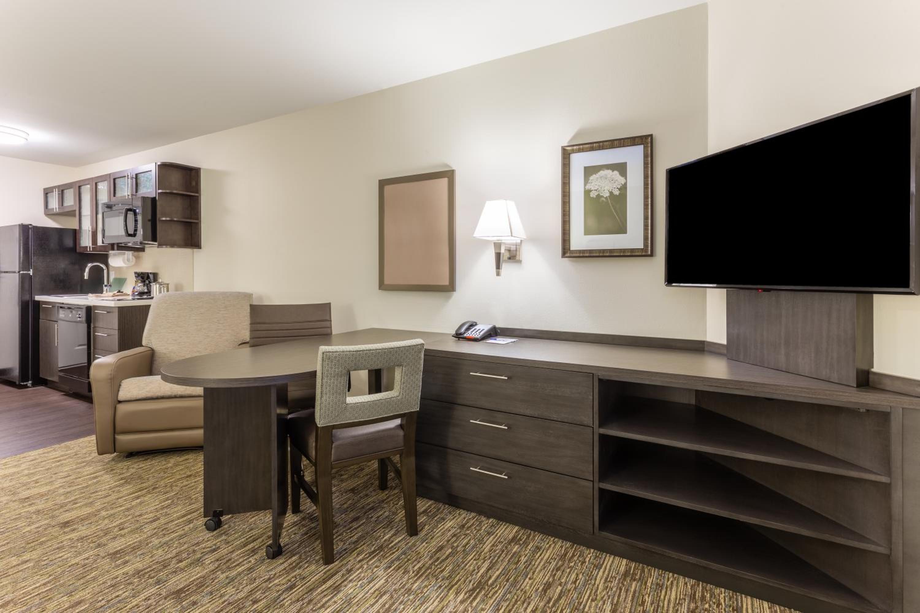 Studio Suite photo 1