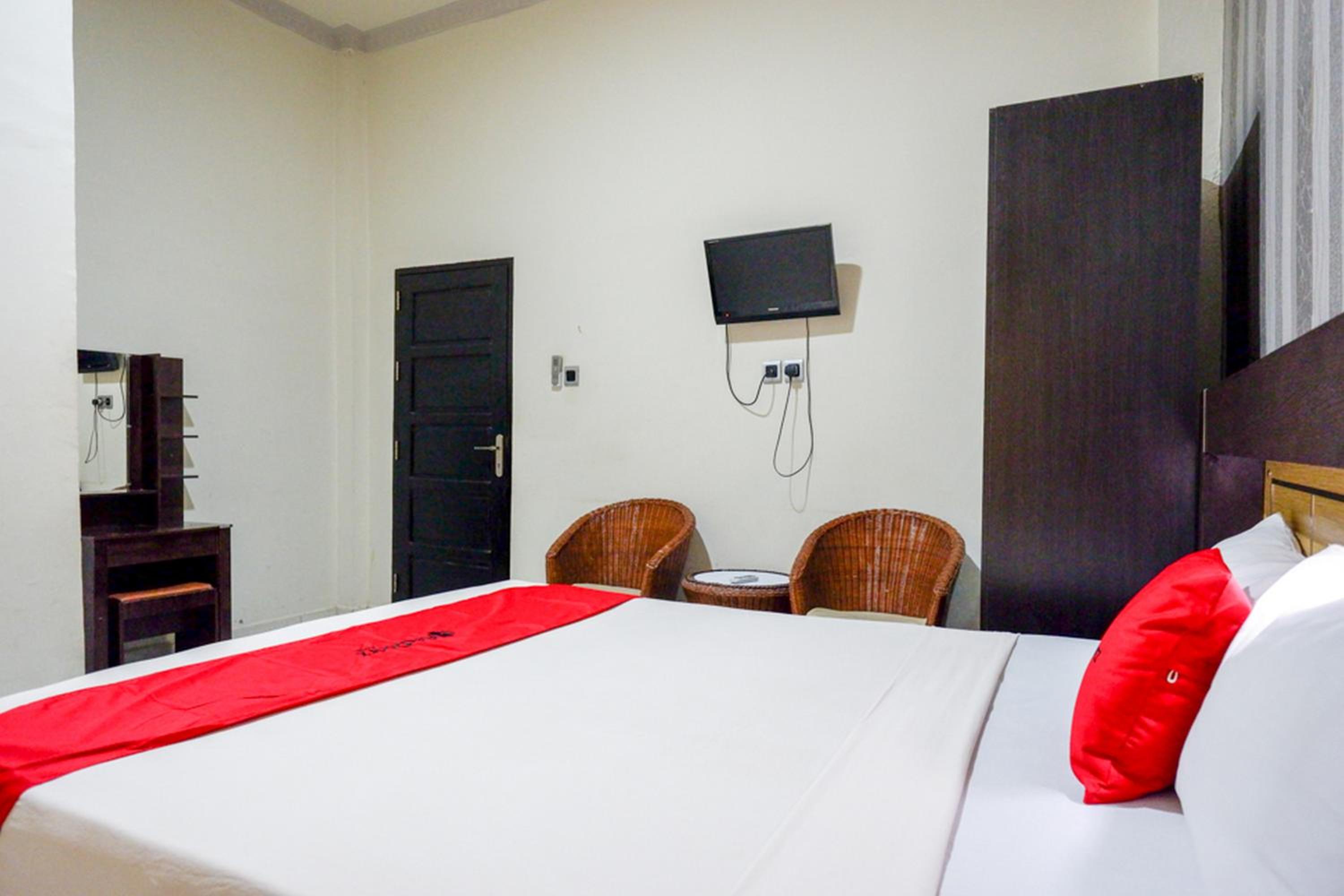 Double Room - Photo 5