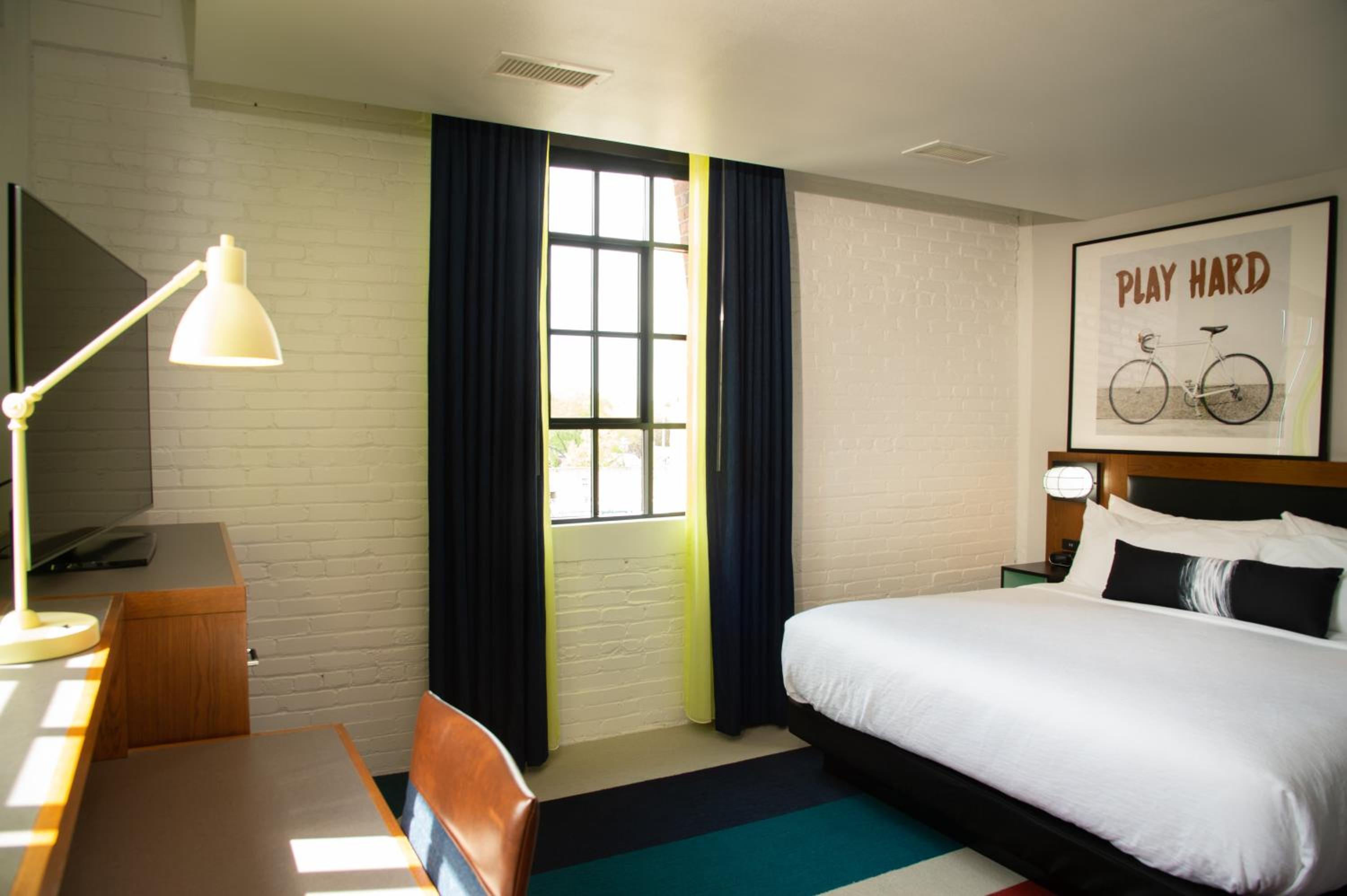 King Suite with Sofa Bed - Photo 5