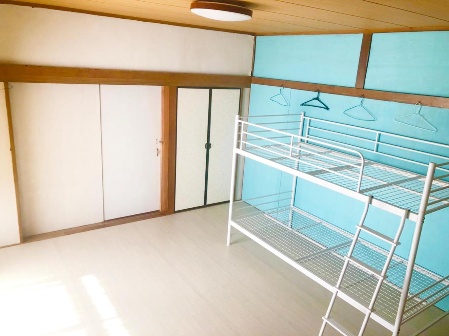 Japanese-Style Family Room photo 2