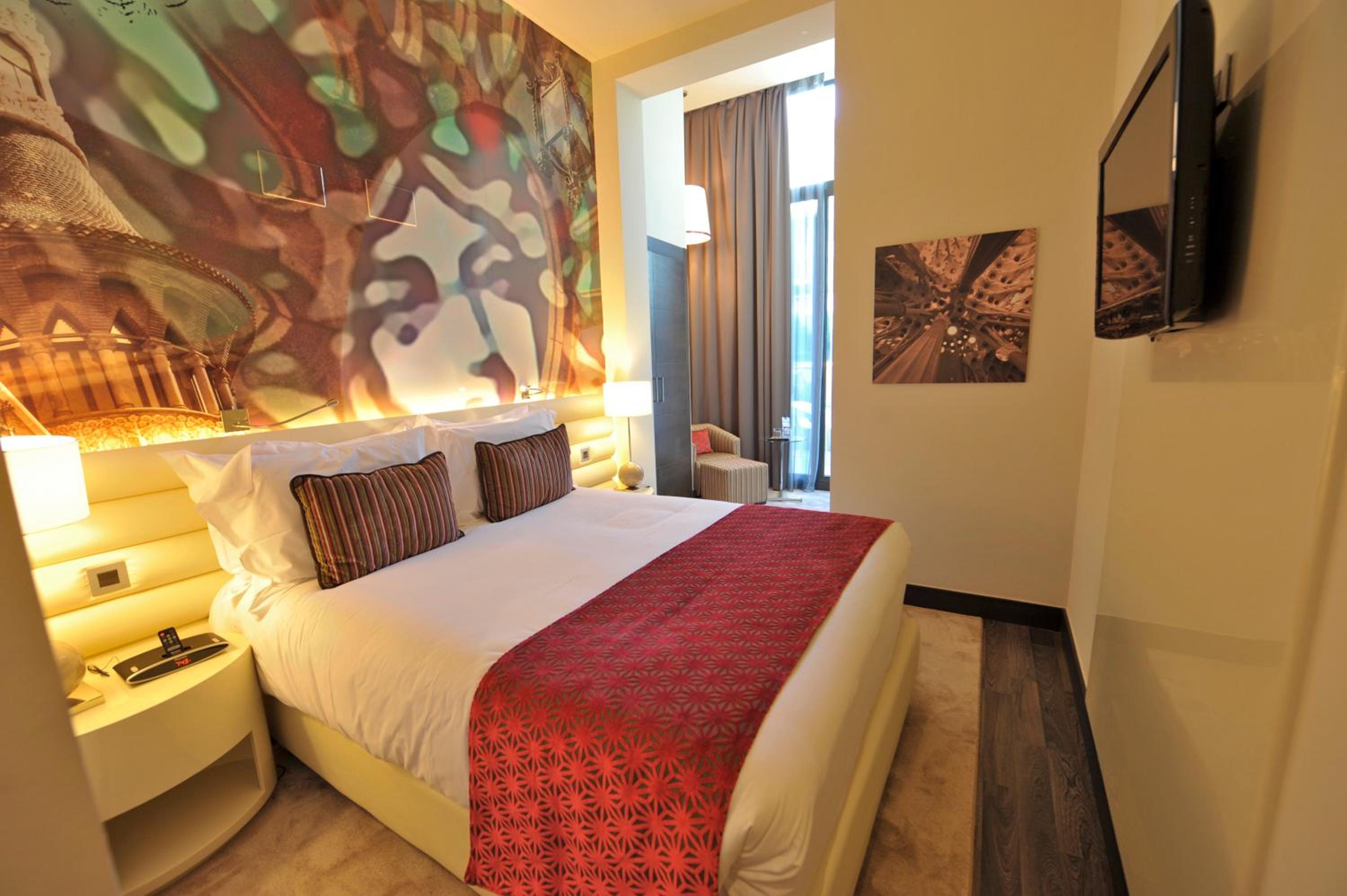 Deluxe Double Room with Balcony - Non-Smoking