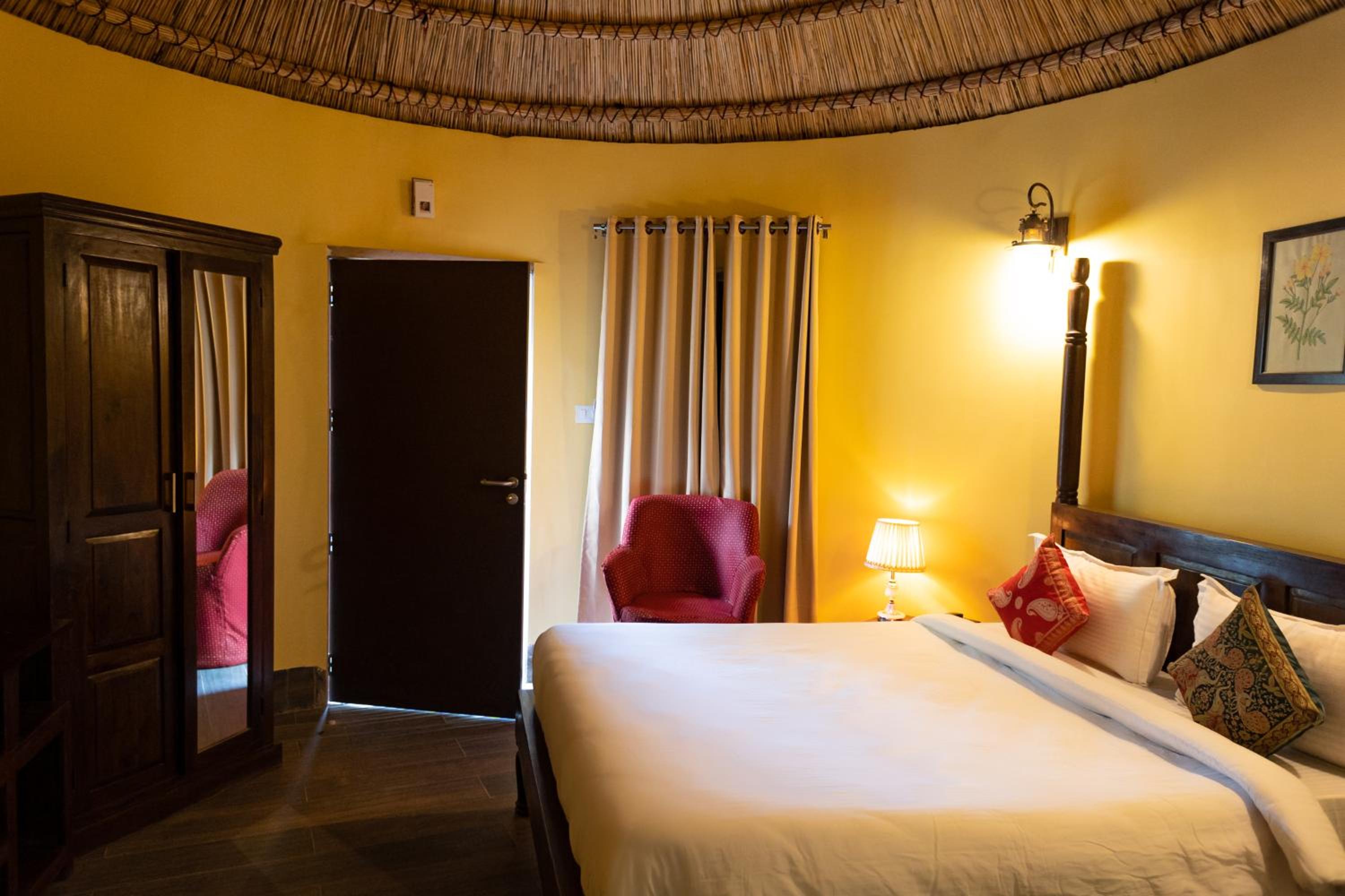 Large Double Room photo 2