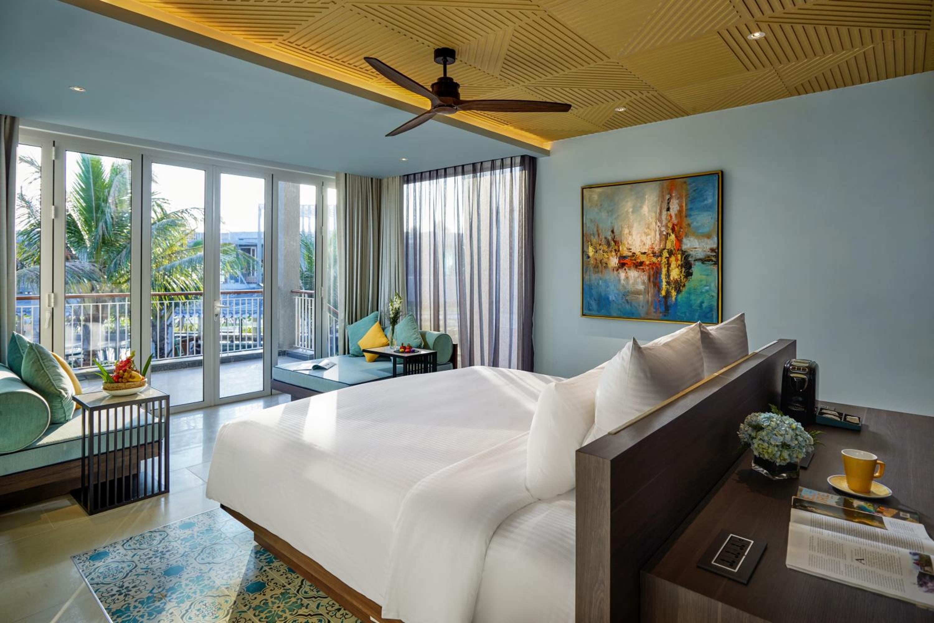 Cabana with King Bed and Pool Access - Executive Privilege Pass - Photo 1