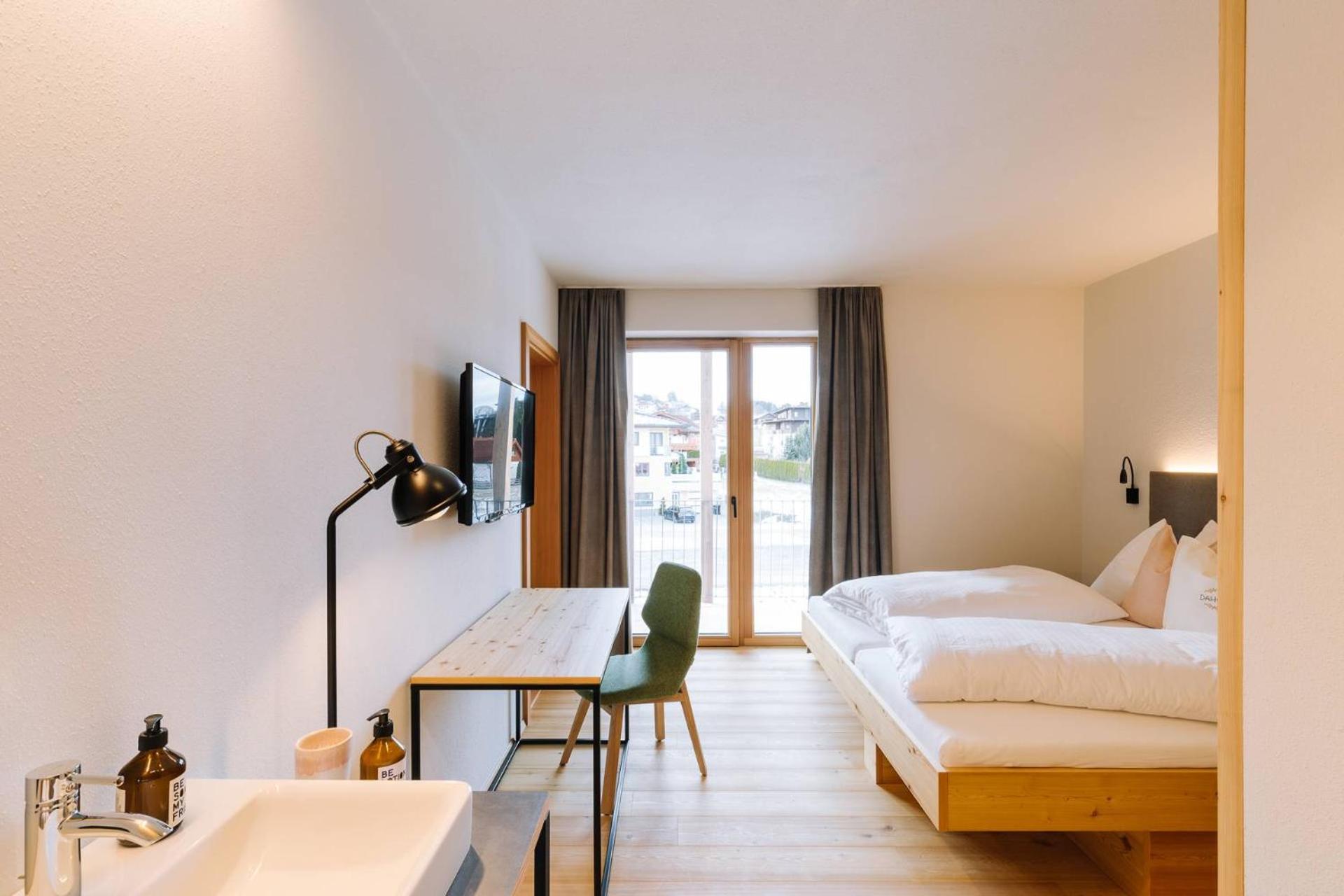 Small Double Room - Photo 4