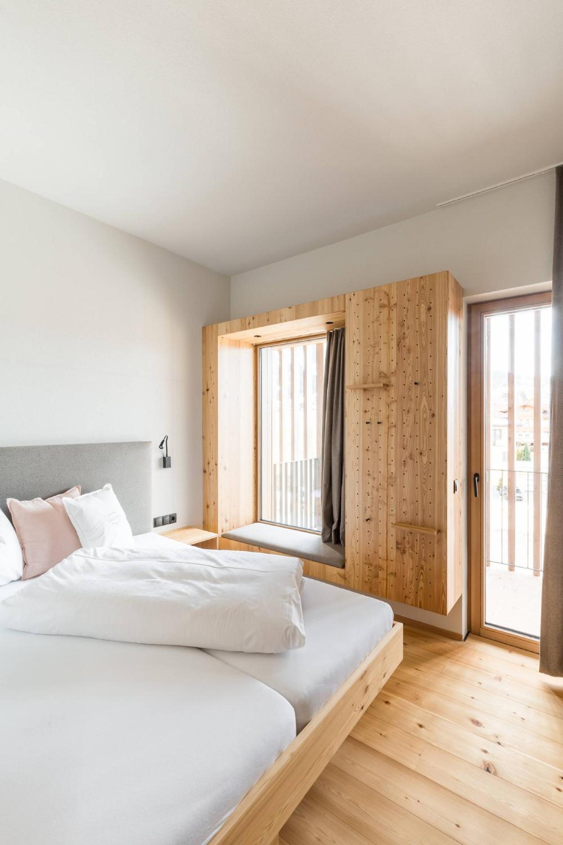 Budget Double Room - Photo 1