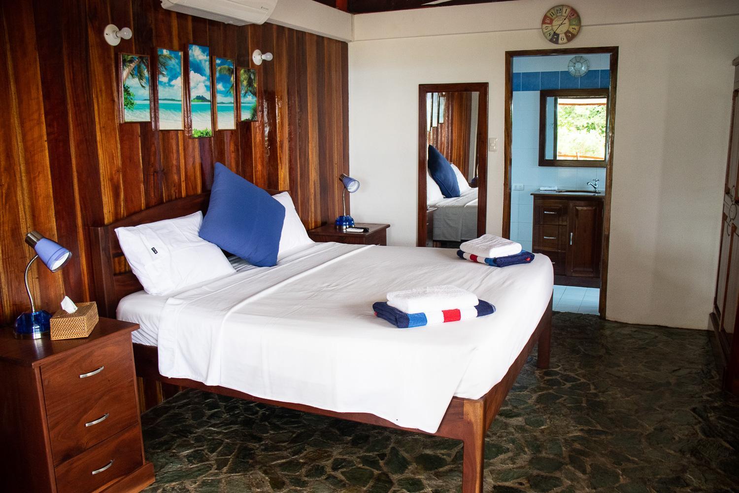Bungalow with Sea View - Photo 1