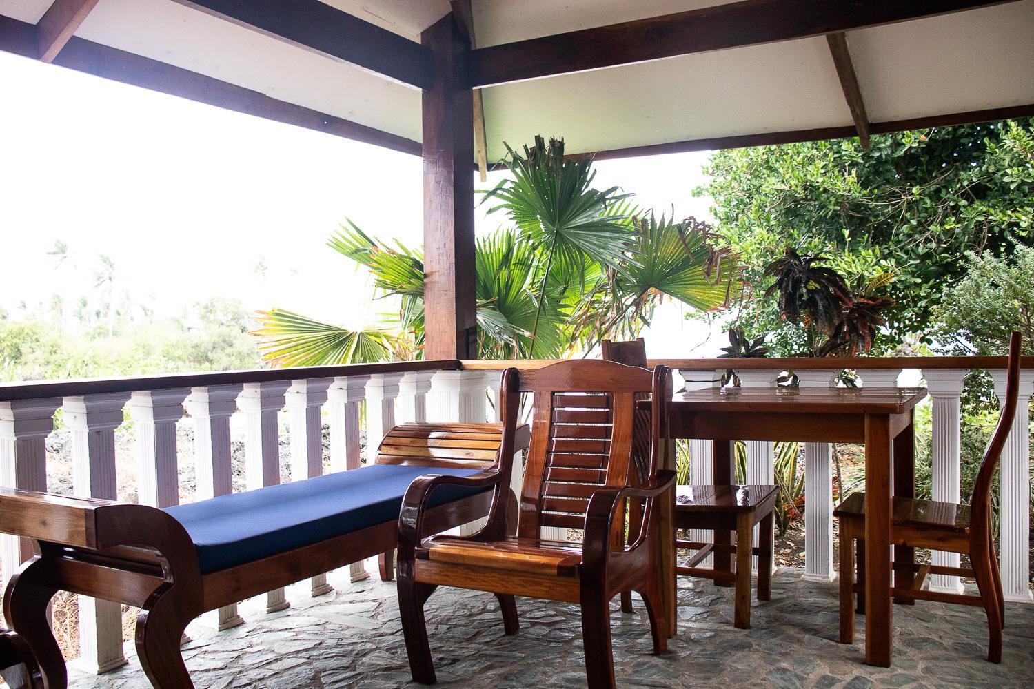 Bungalow with Sea View - Photo 2