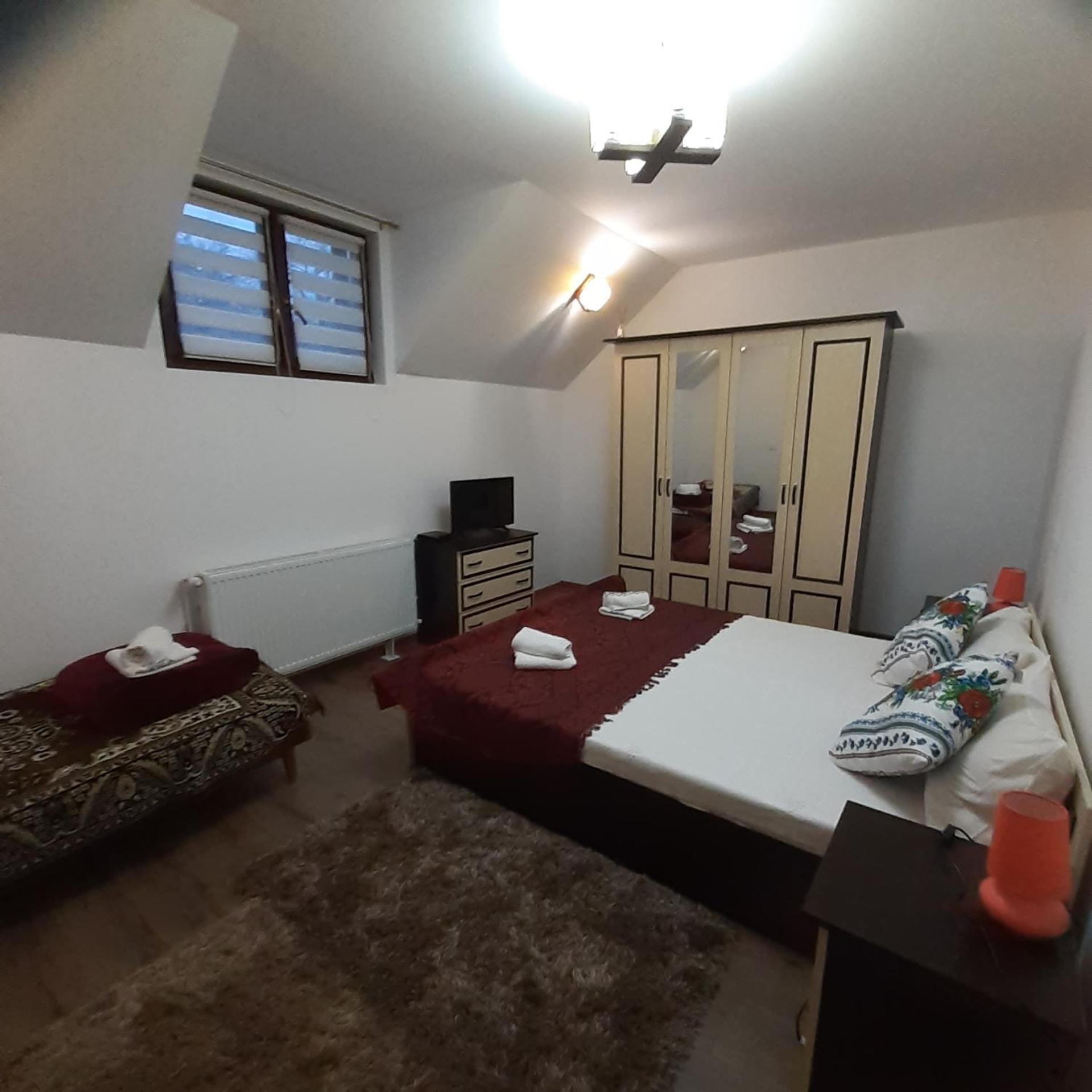 Basic Triple Room - Photo 9
