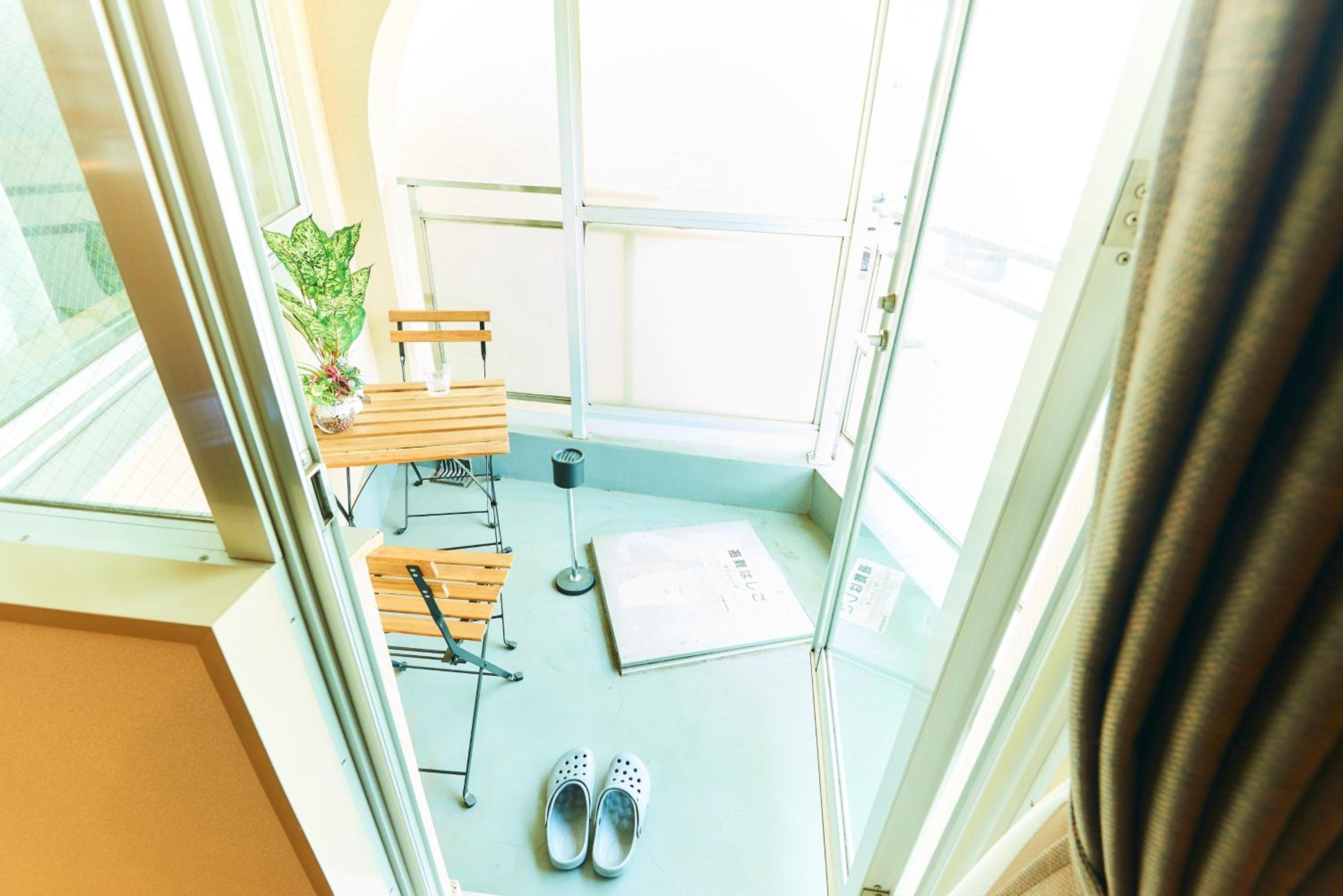 Apartment with Balcony photo 3