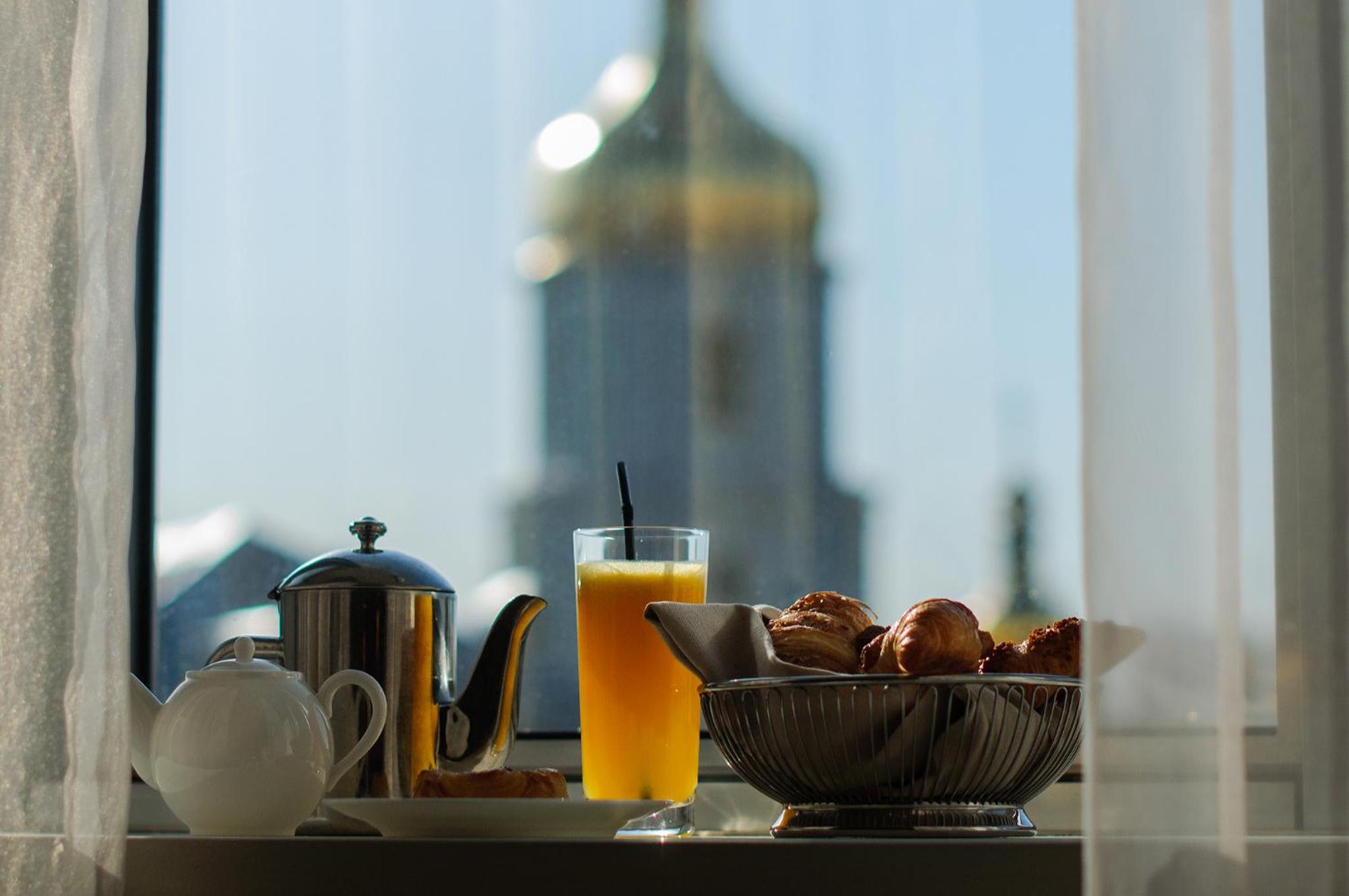 King Room with Cathedral View - Photo 1