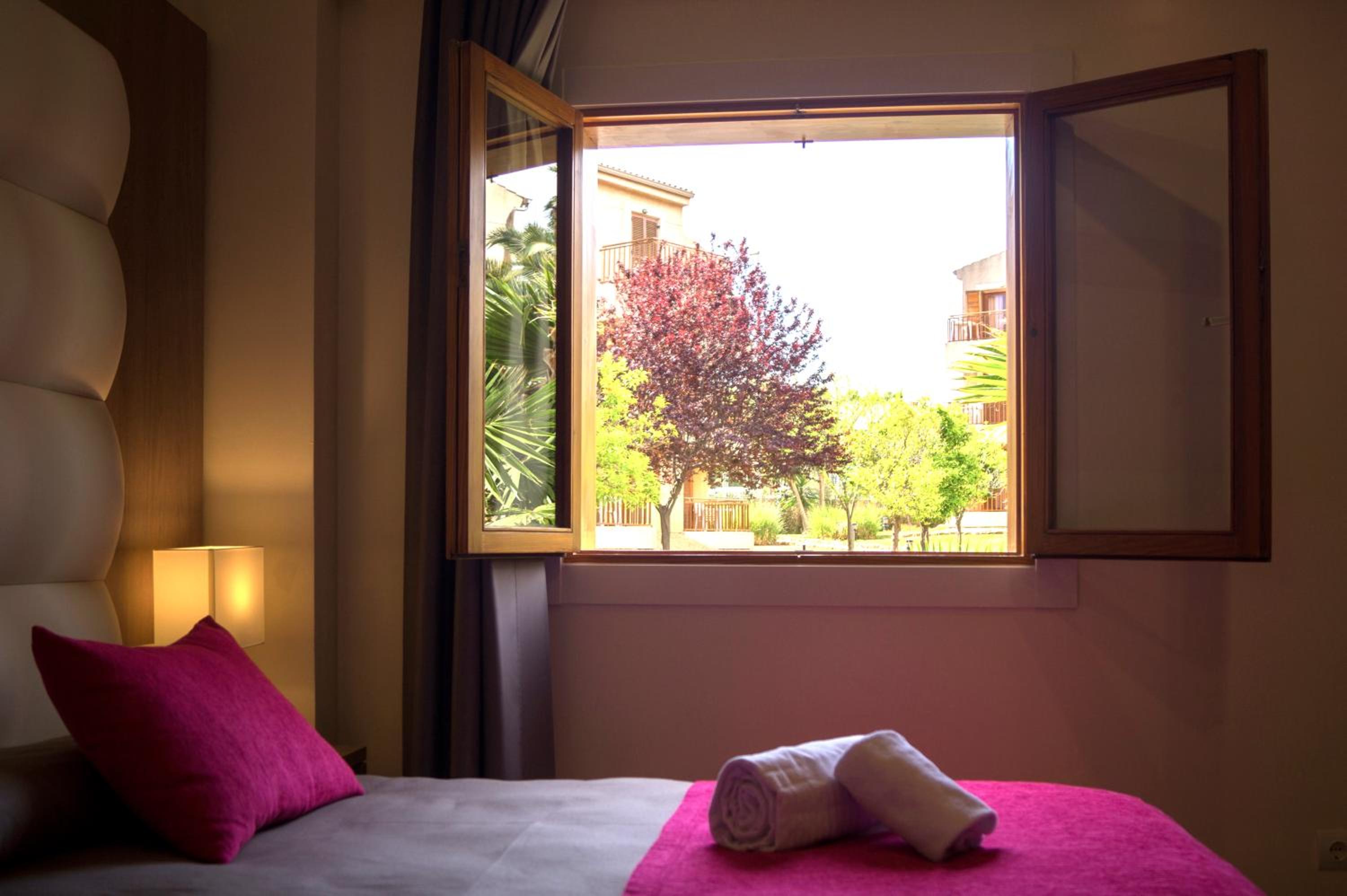 Premium Double Room (2 Adults) - Photo 2