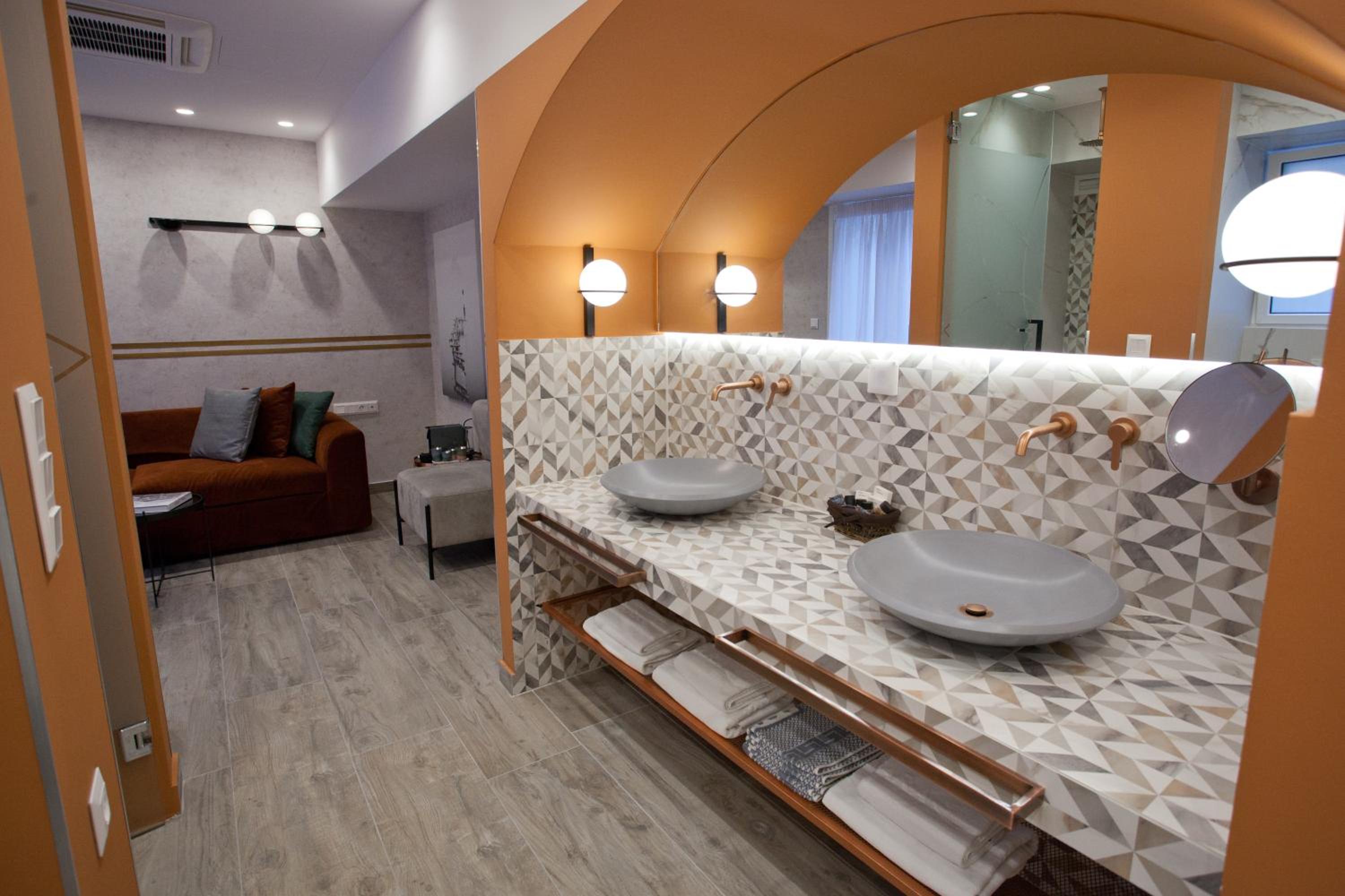 Junior Suite - Photo 8