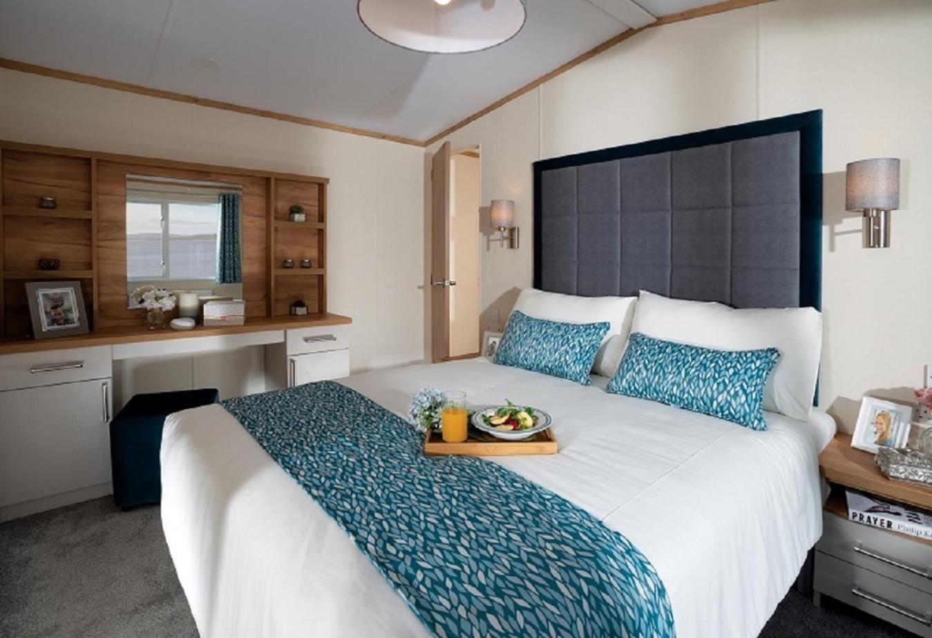 4 Berth Luxury Caravan Pet Free