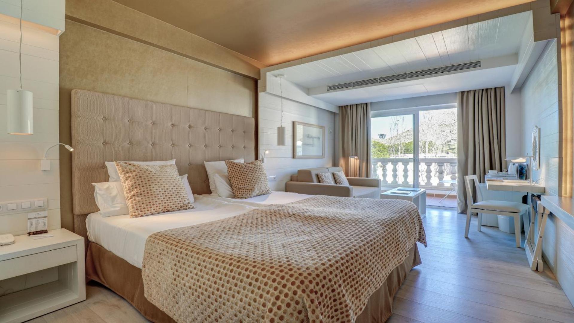 Double Room with Side Sea View with Balcony