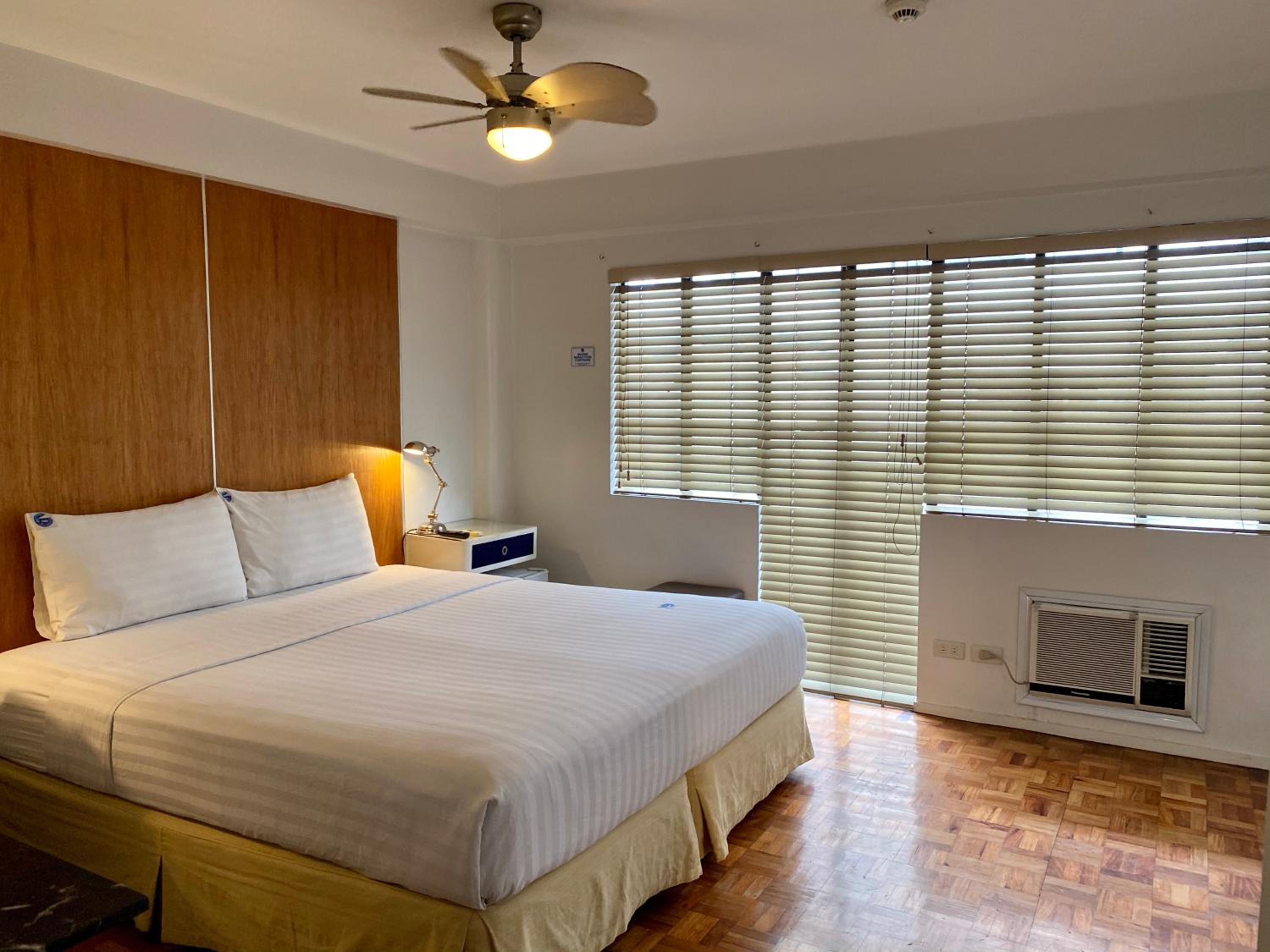 Double or Twin Room - Photo 9