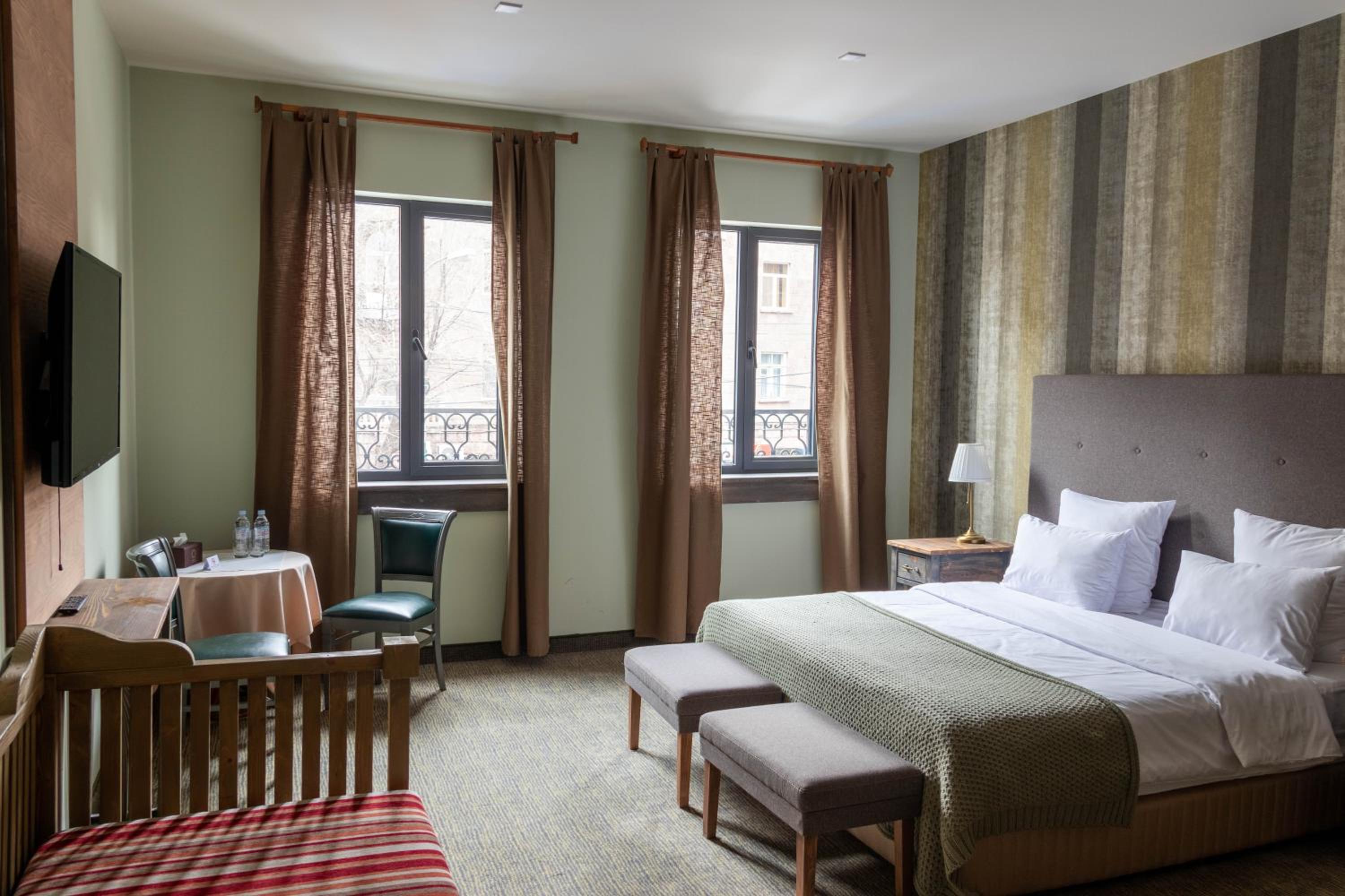 Deluxe Double or Twin Room photo 1