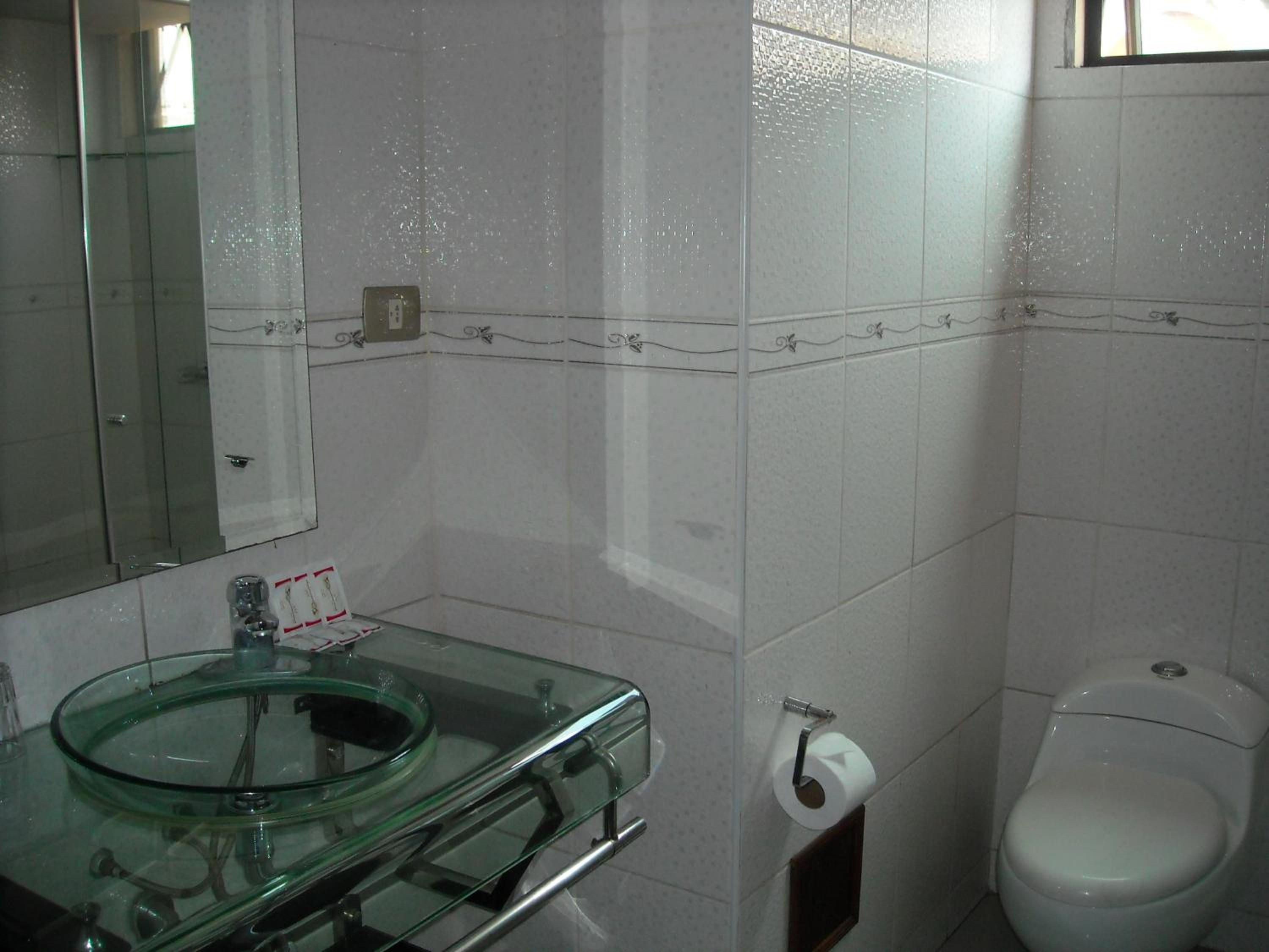 Standard Triple Room - Photo 4