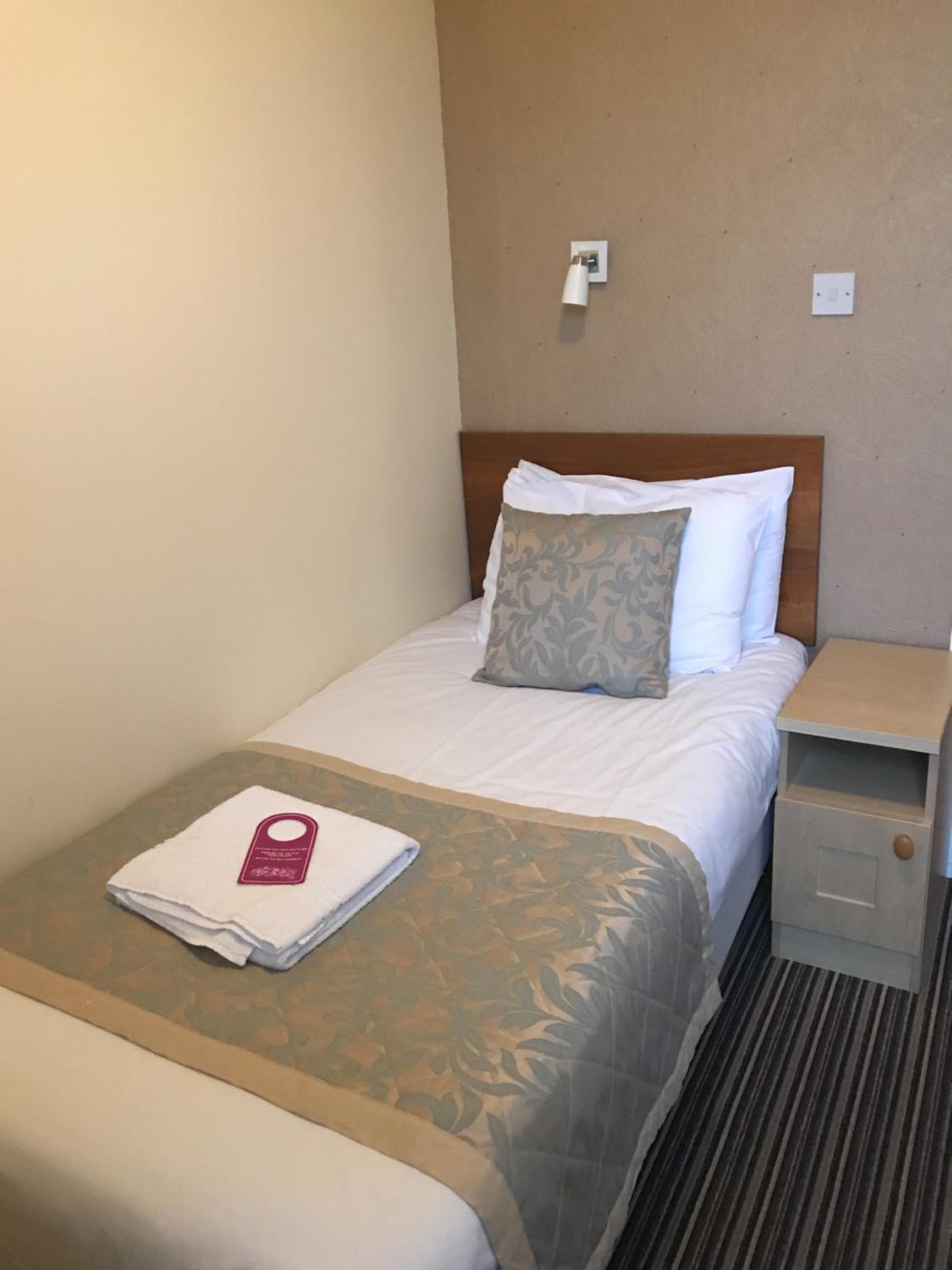 Single Room photo 1