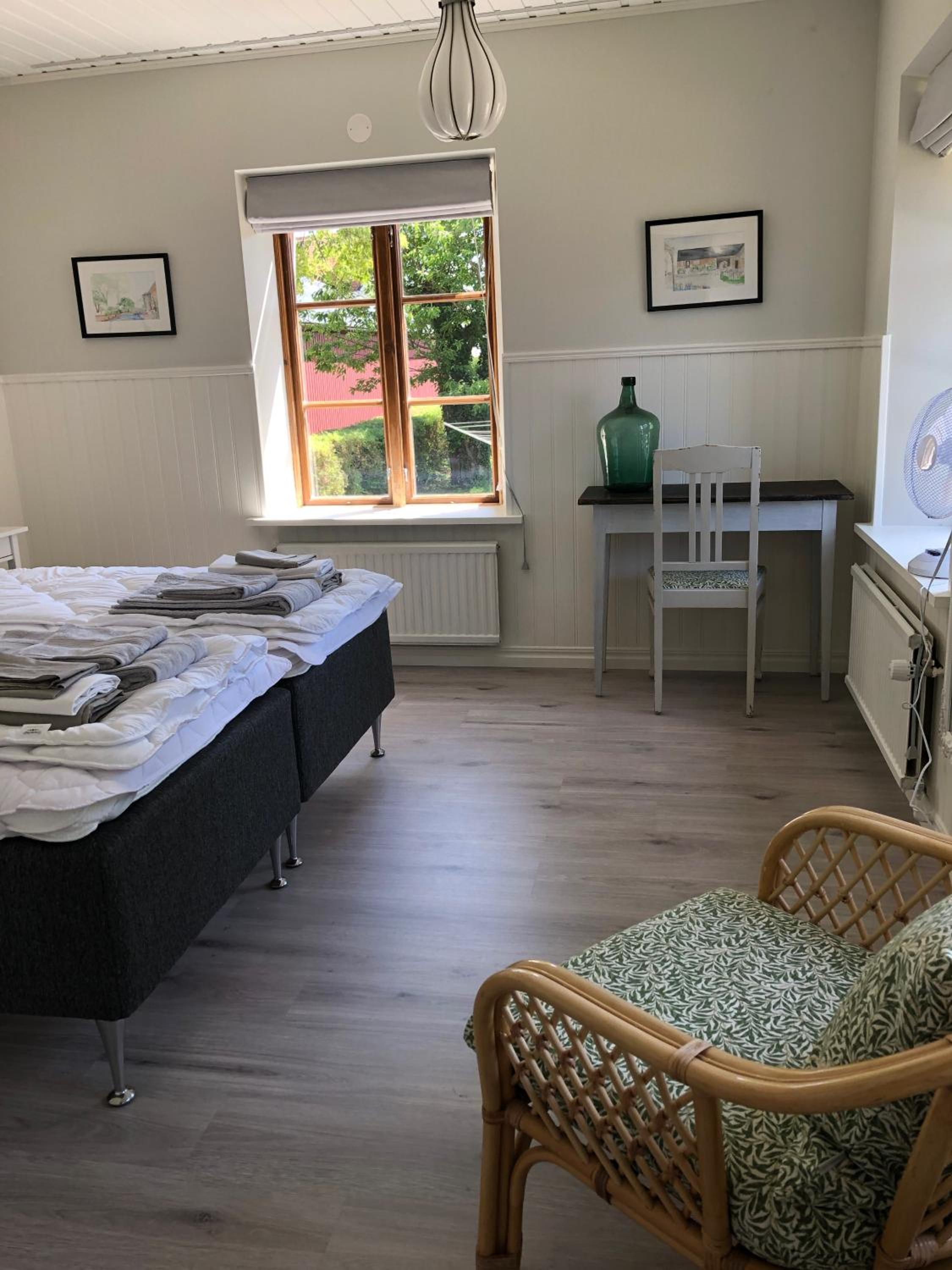 Double Room - Photo 7