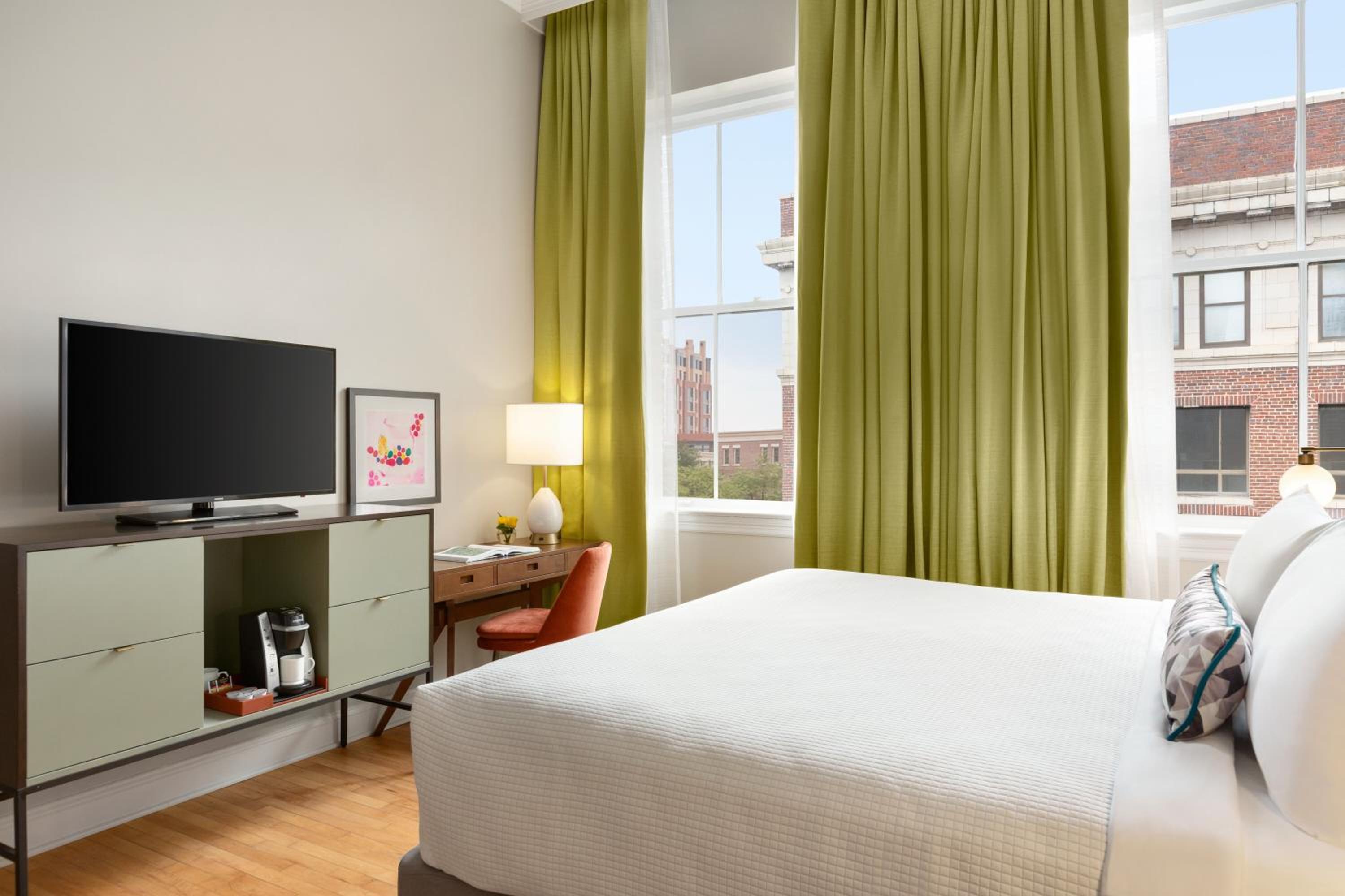 Standard King Room - Photo 1