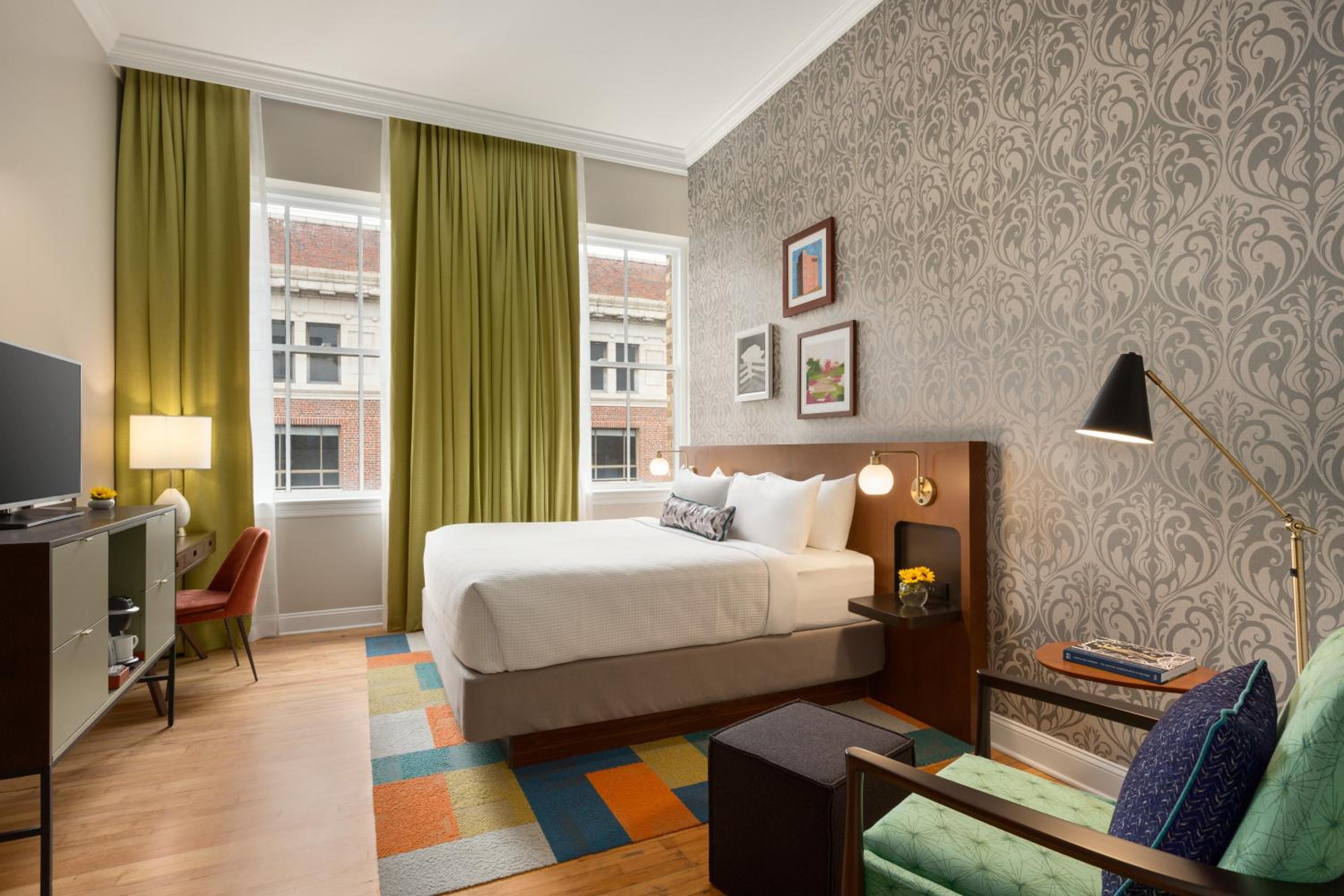 Standard King Room - High Floor - Photo 2