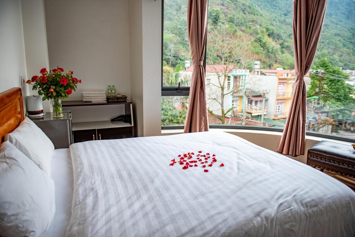 Queen Room with Garden View photo 3