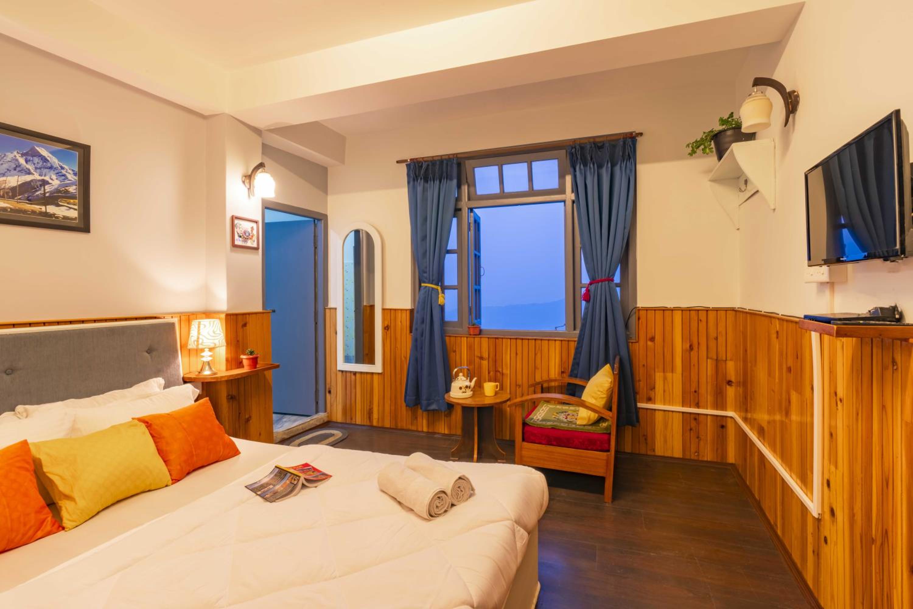 Double Room with Mountain View photo 1