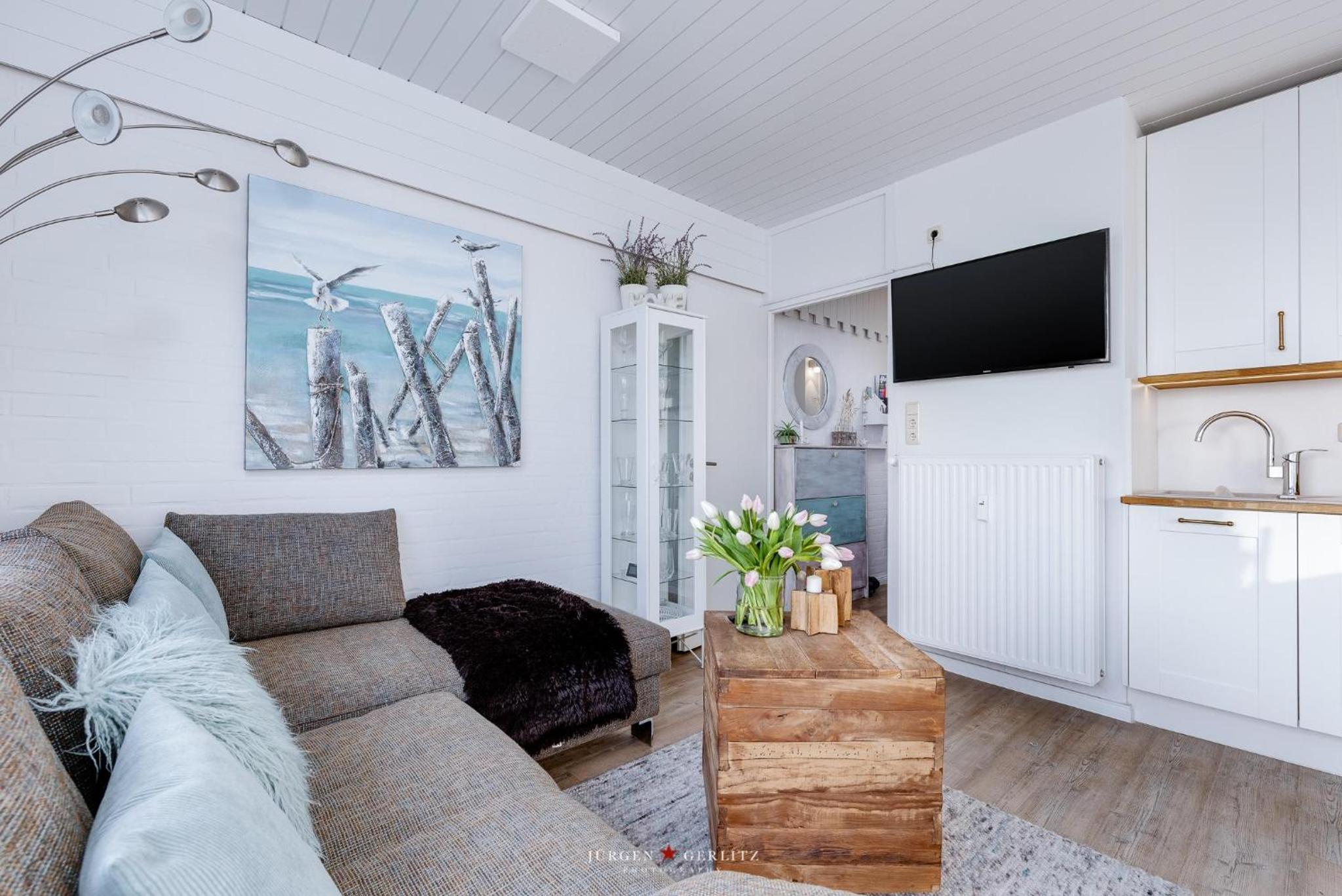Apartment with Sea View photo 2