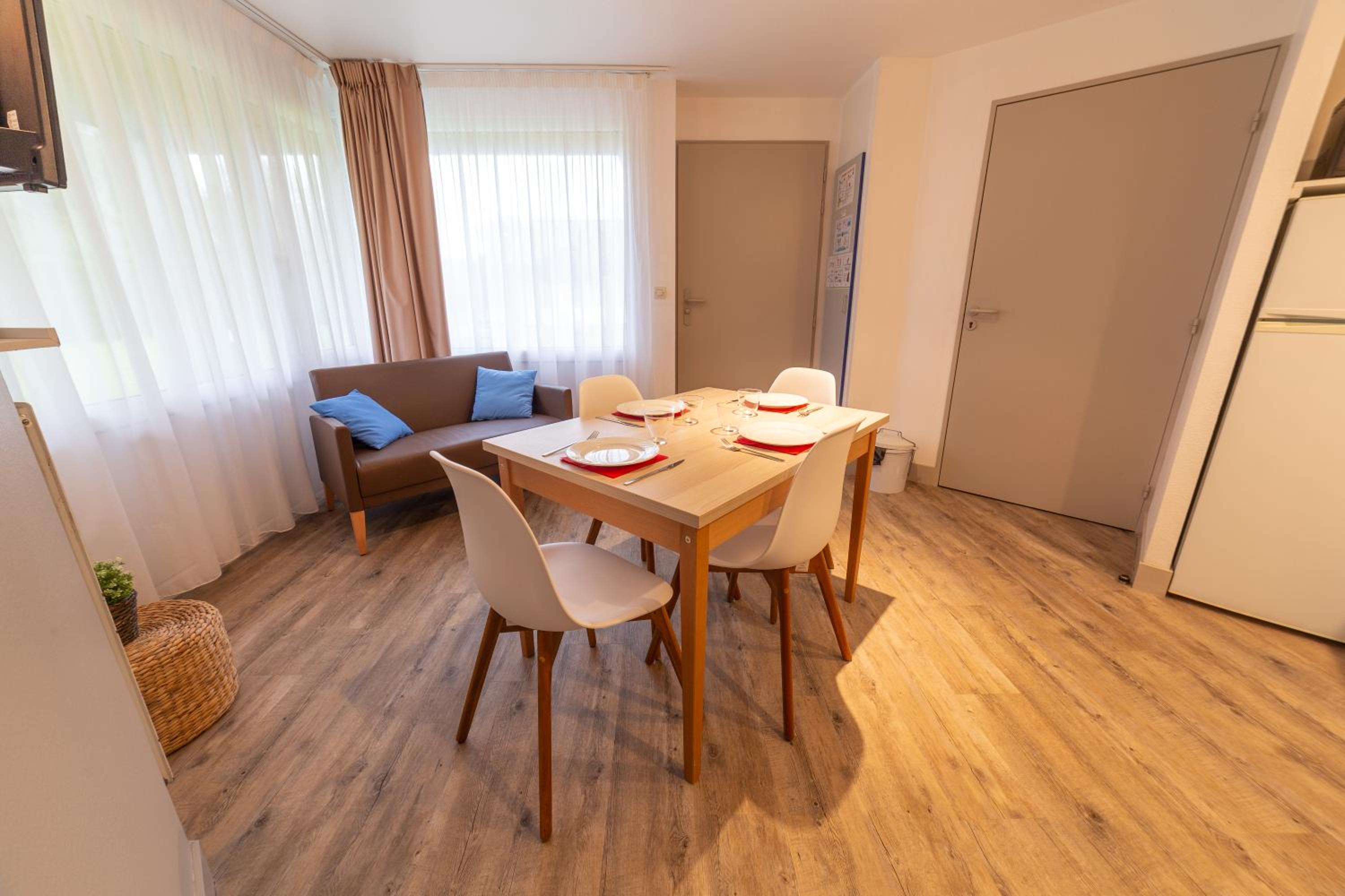 Two-Bedroom House photo 2