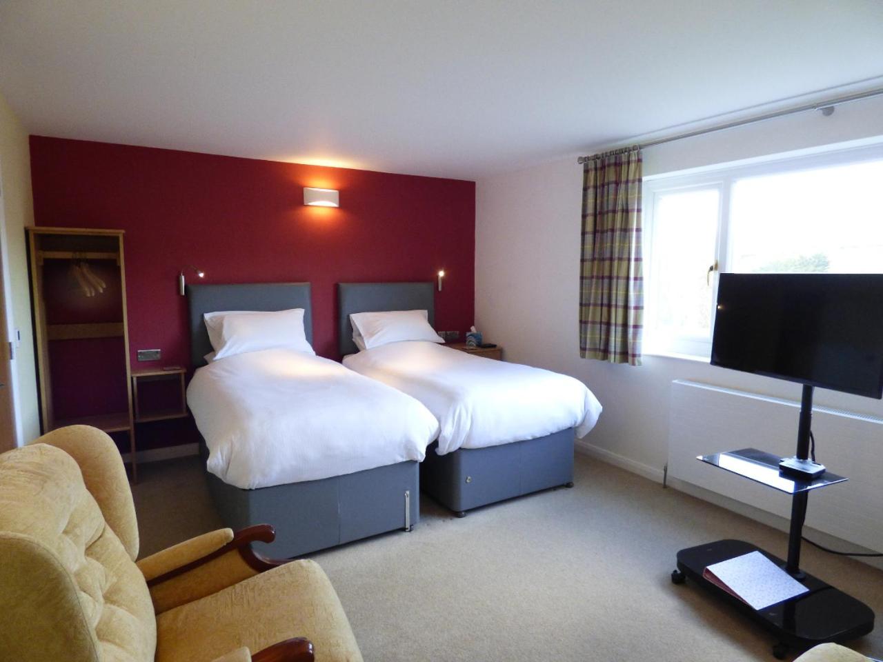 Superior Double or Twin Room with Garden View - Photo 6