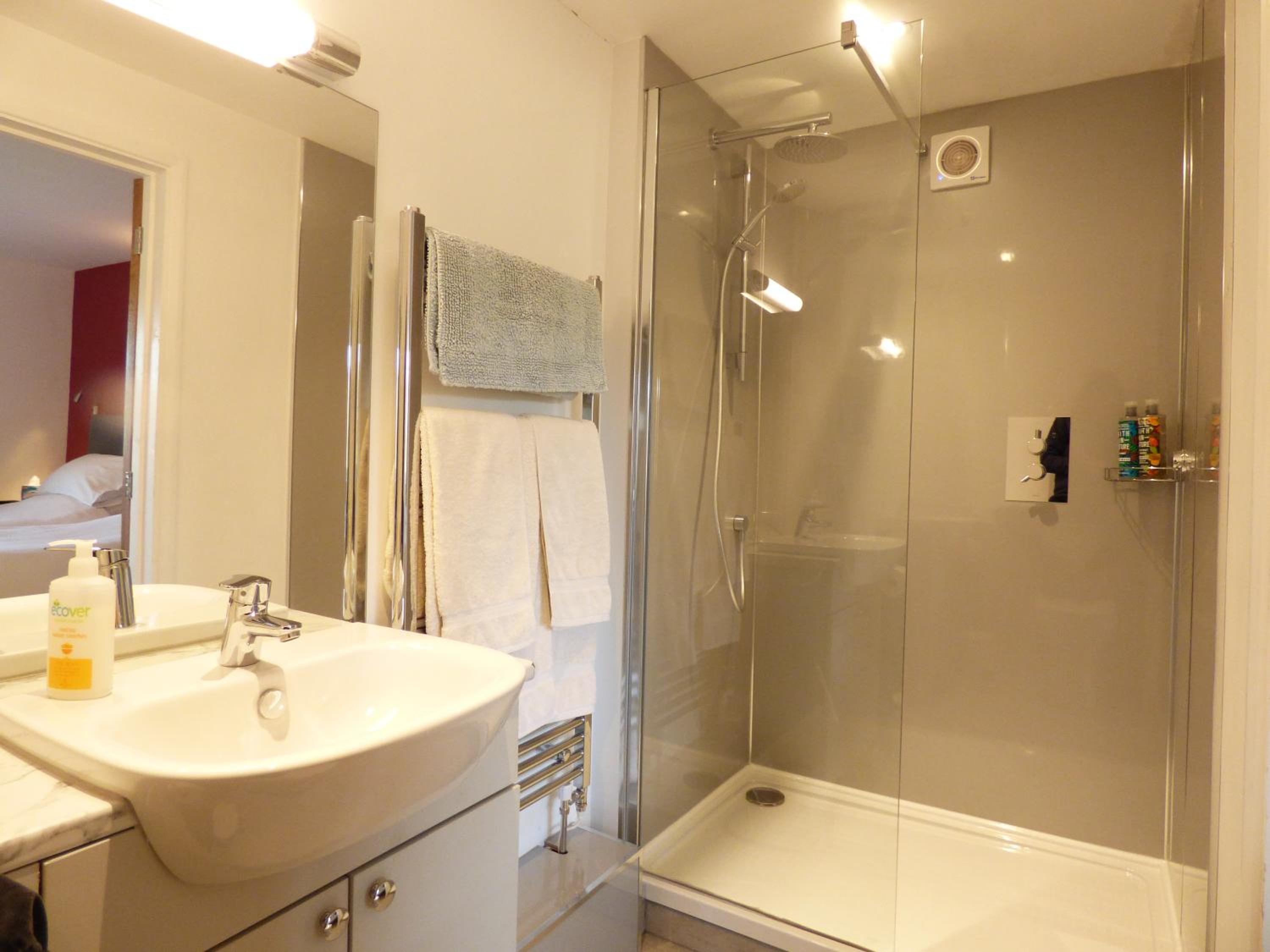 Superior Double or Twin Room with Garden View - Photo 4
