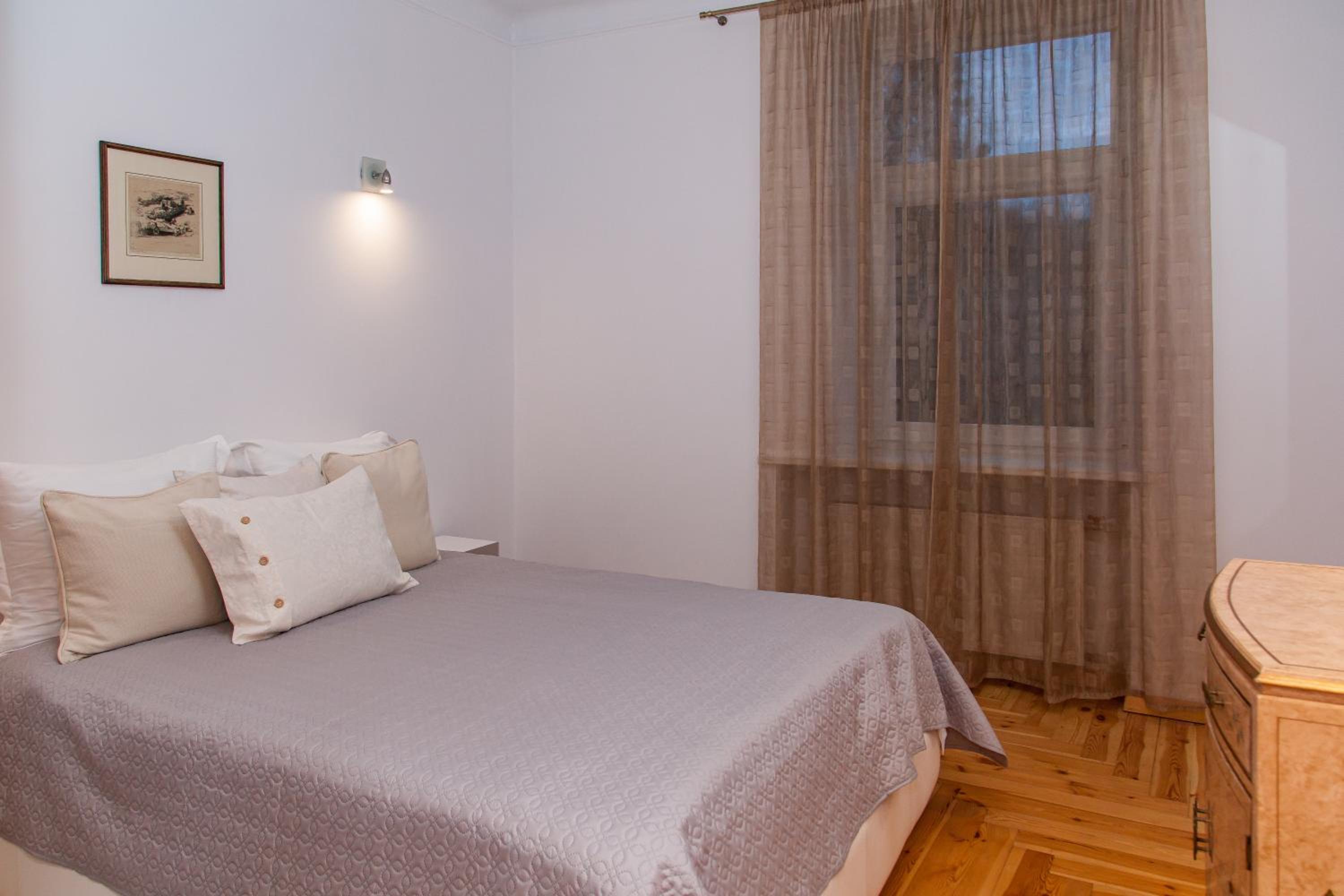 Three-Bedroom Apartment - Photo 13