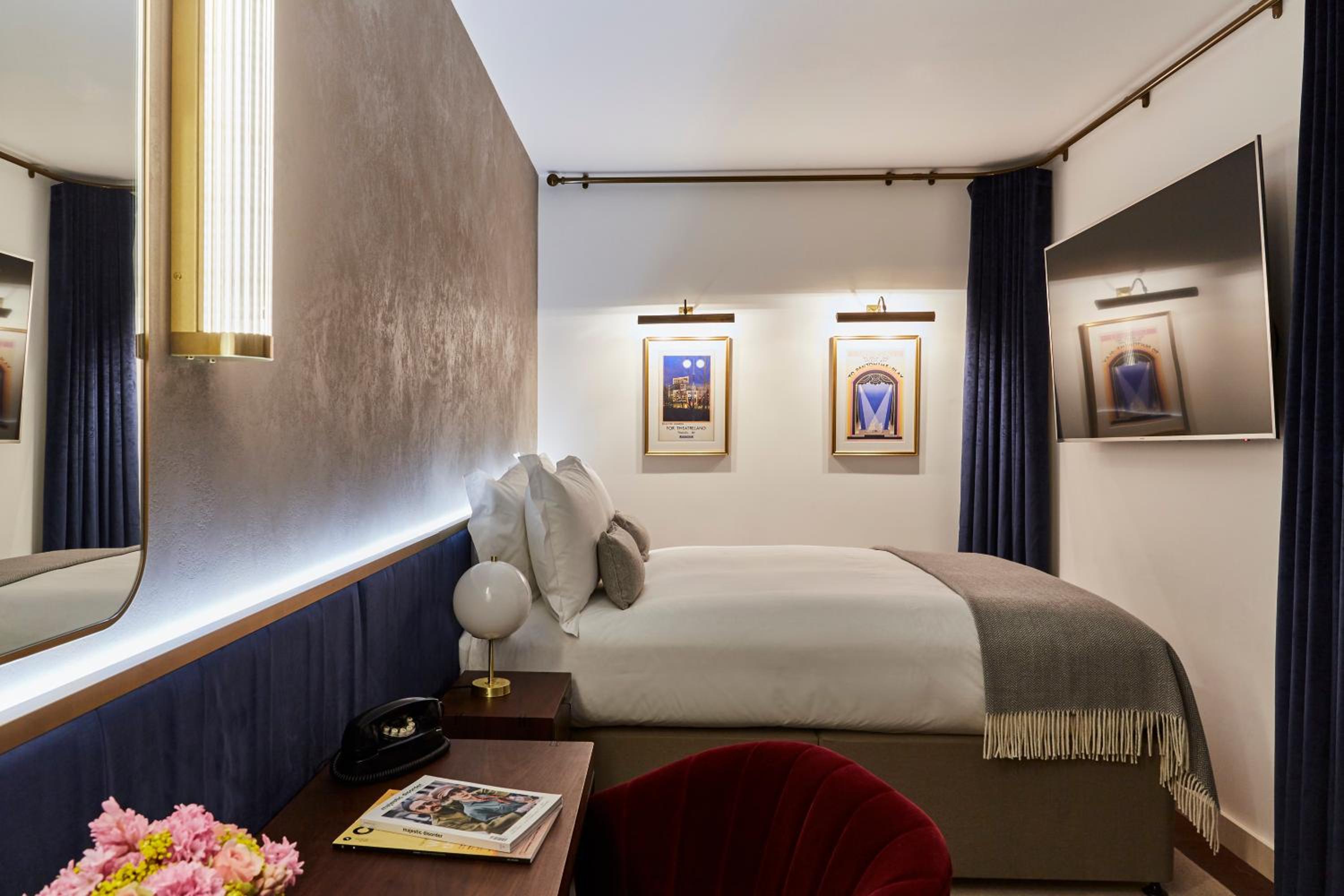 Standard Double Room - Windowless