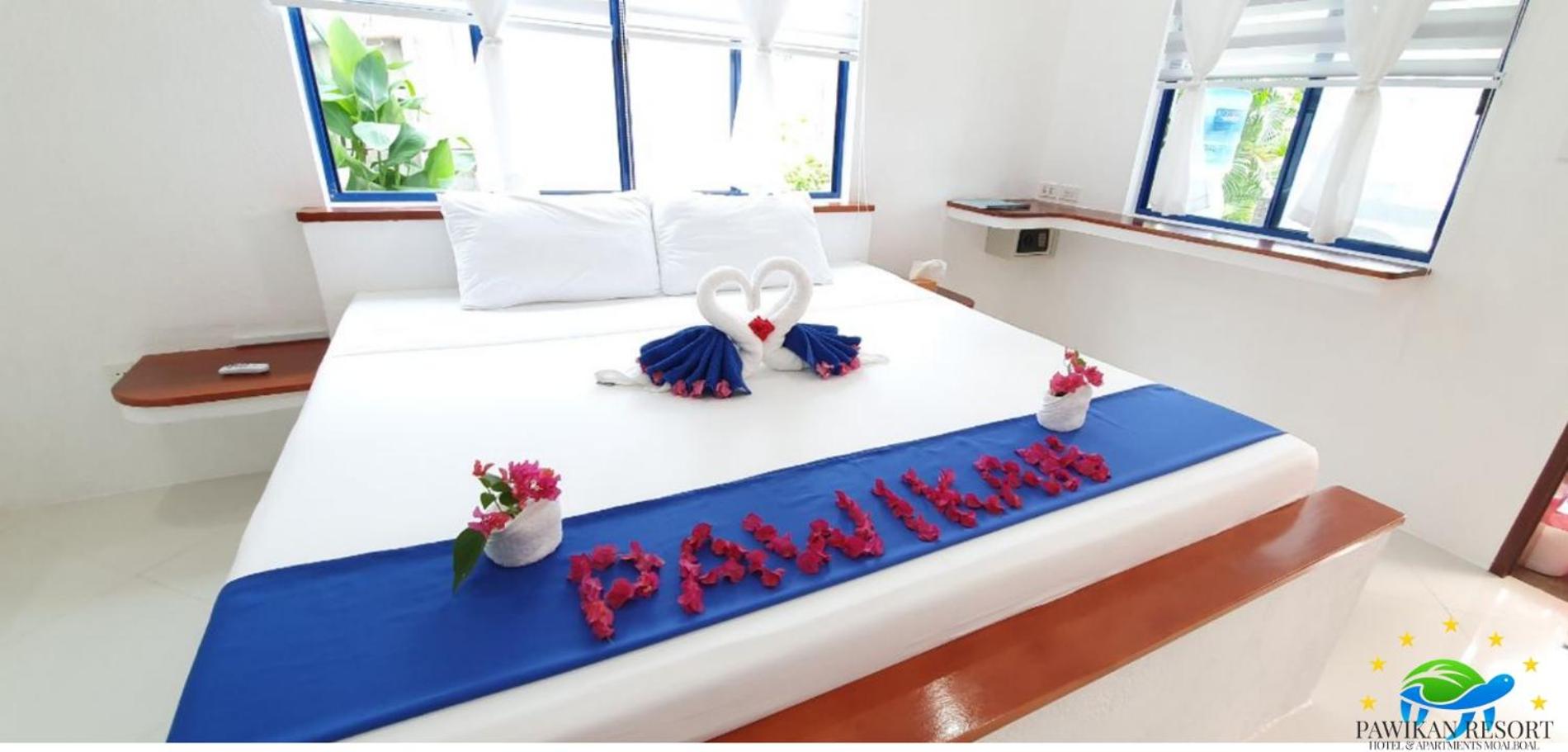 Standard King Room - Photo 9