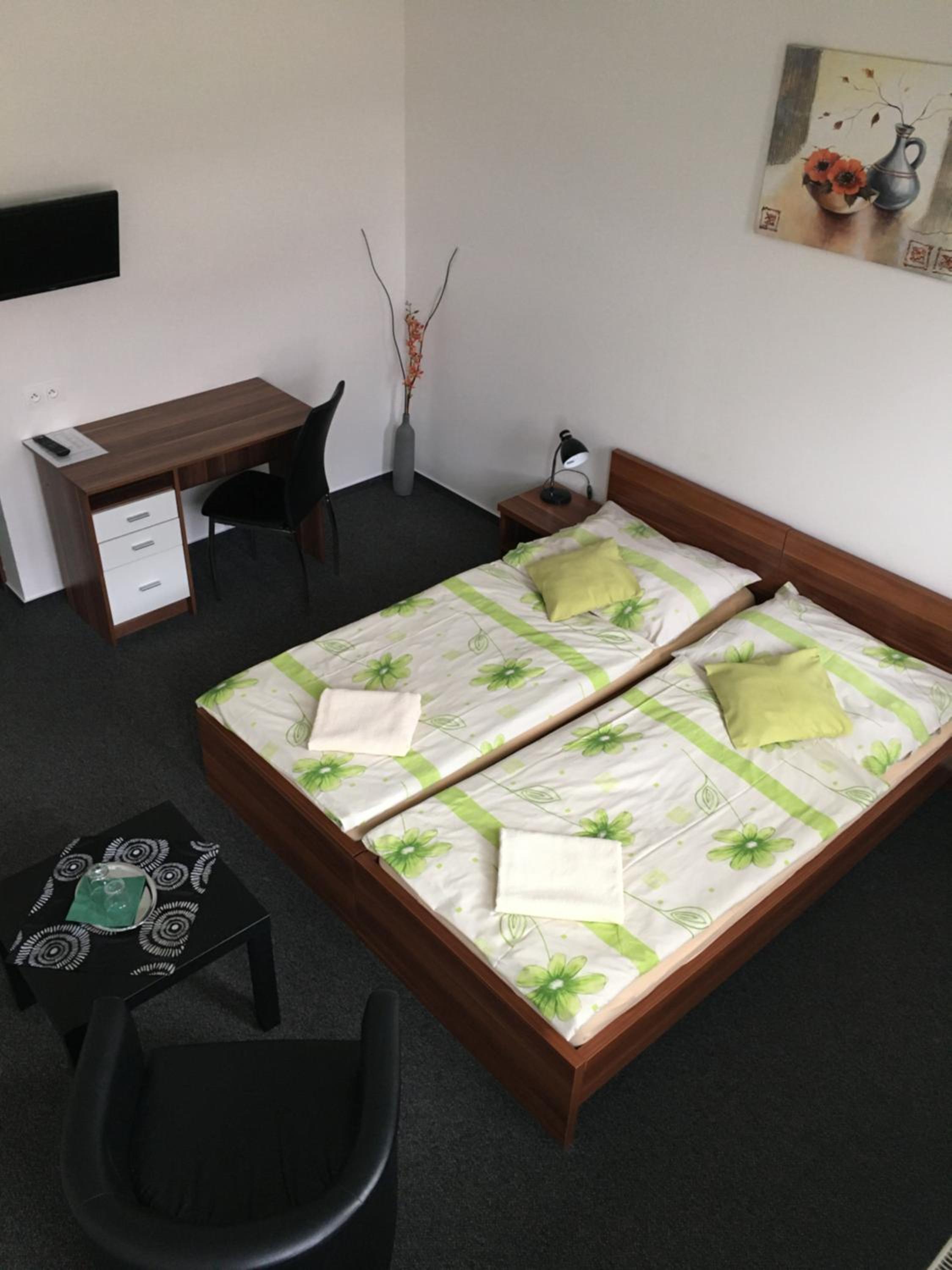 Double or Twin Room - Photo 2